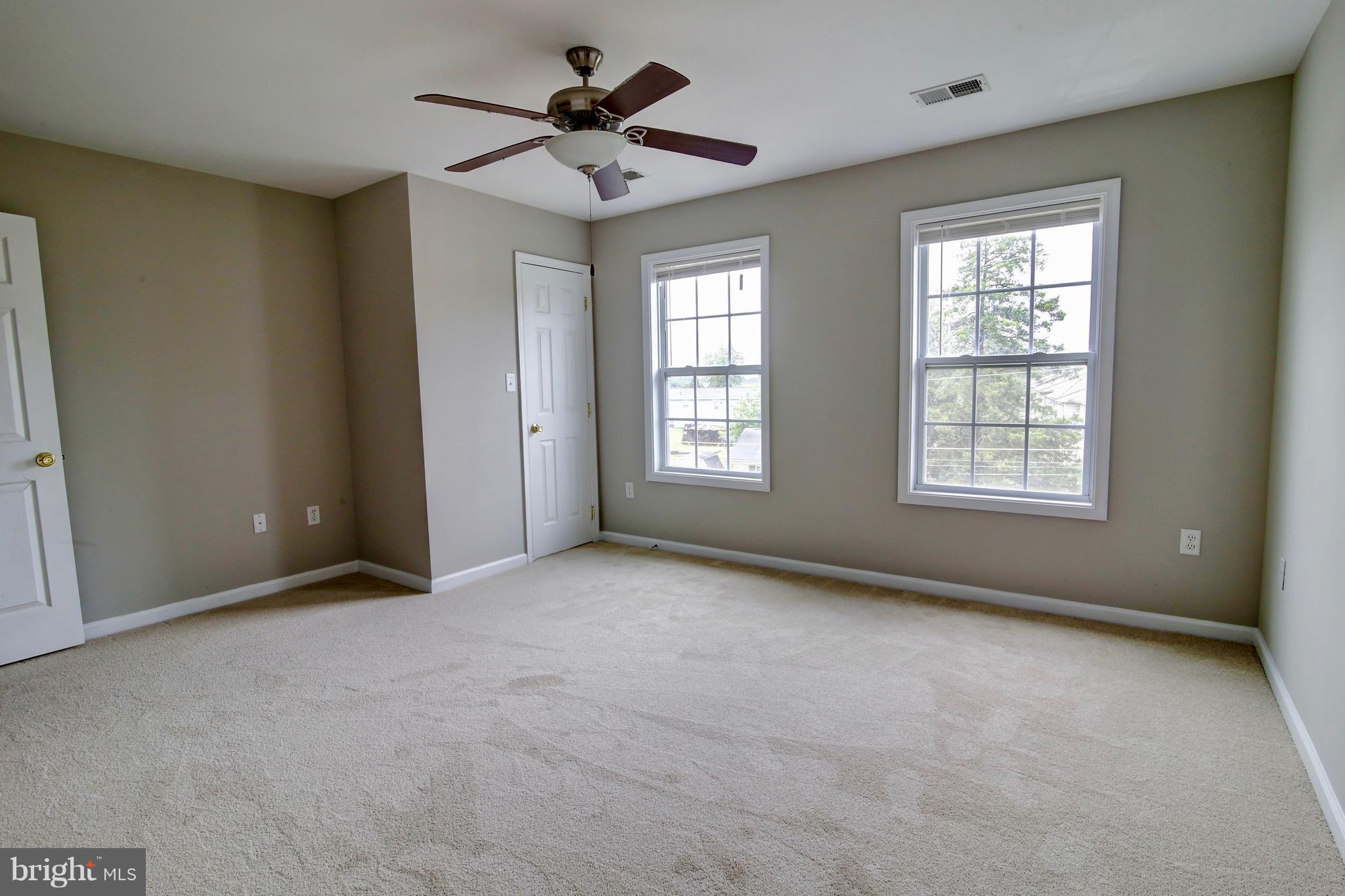 TOWNES OF TOPAZ - Residential