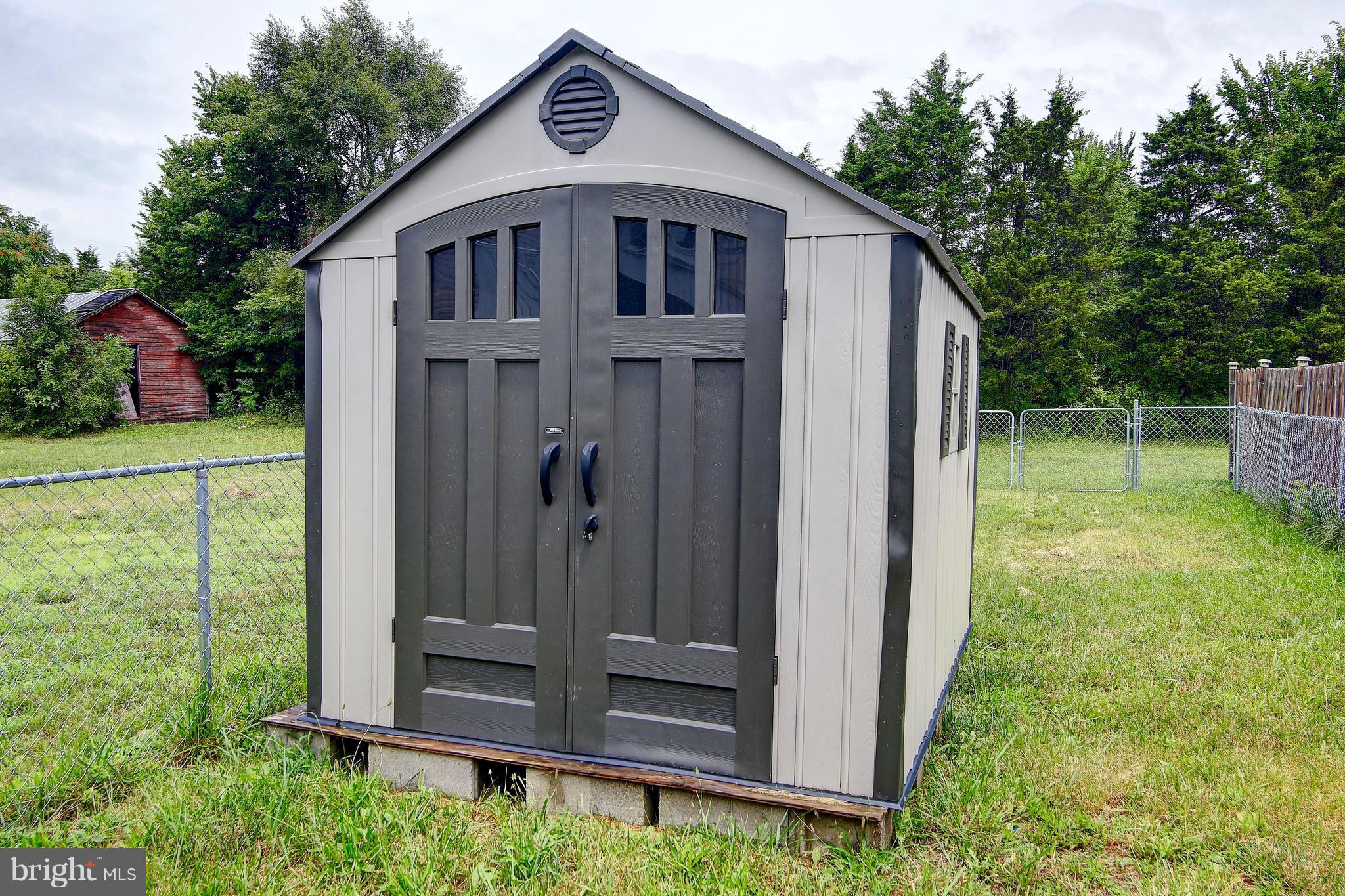 TOWNES OF TOPAZ - Residential