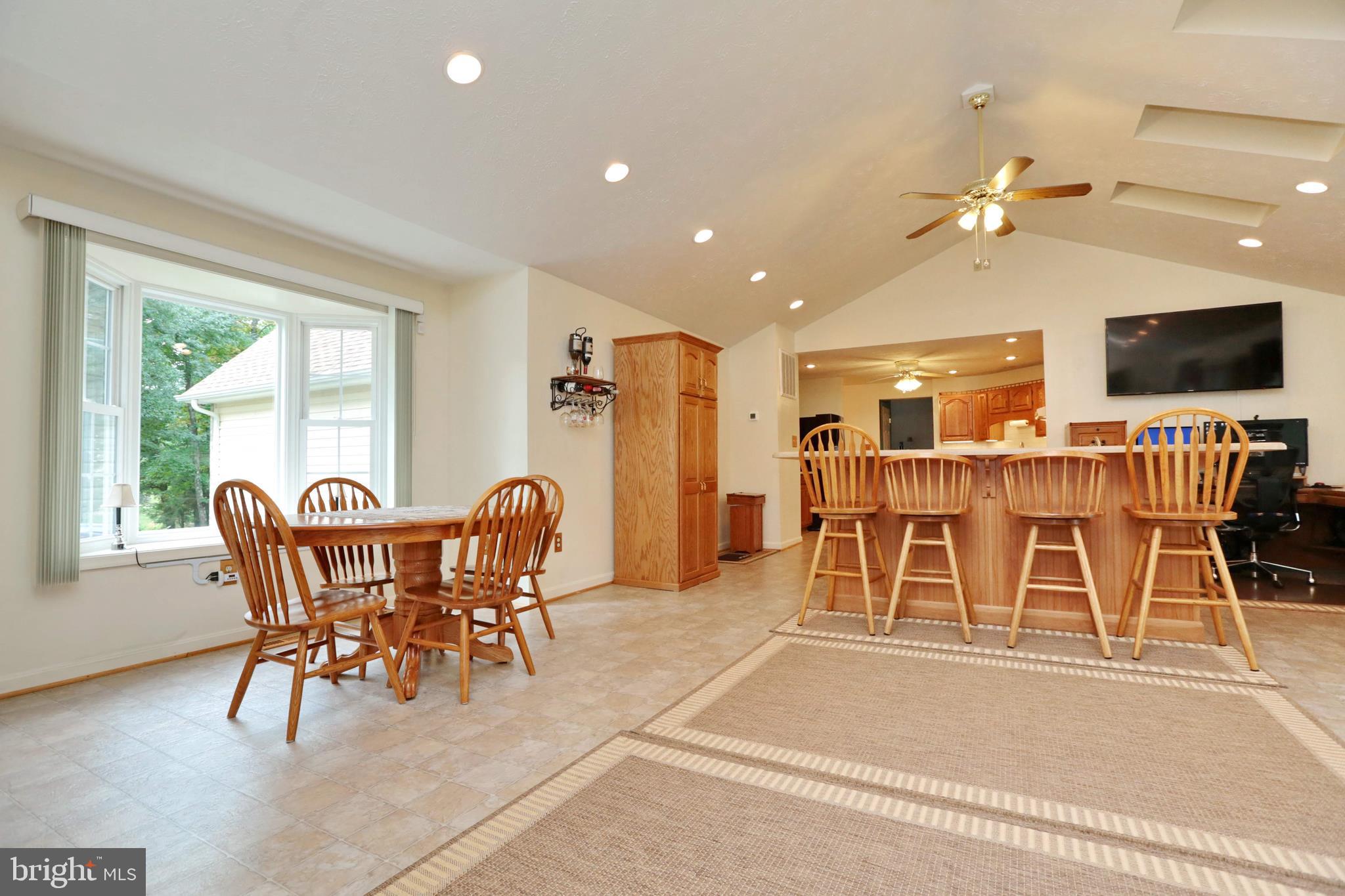 SPRINGHAVEN WOODS - Residential