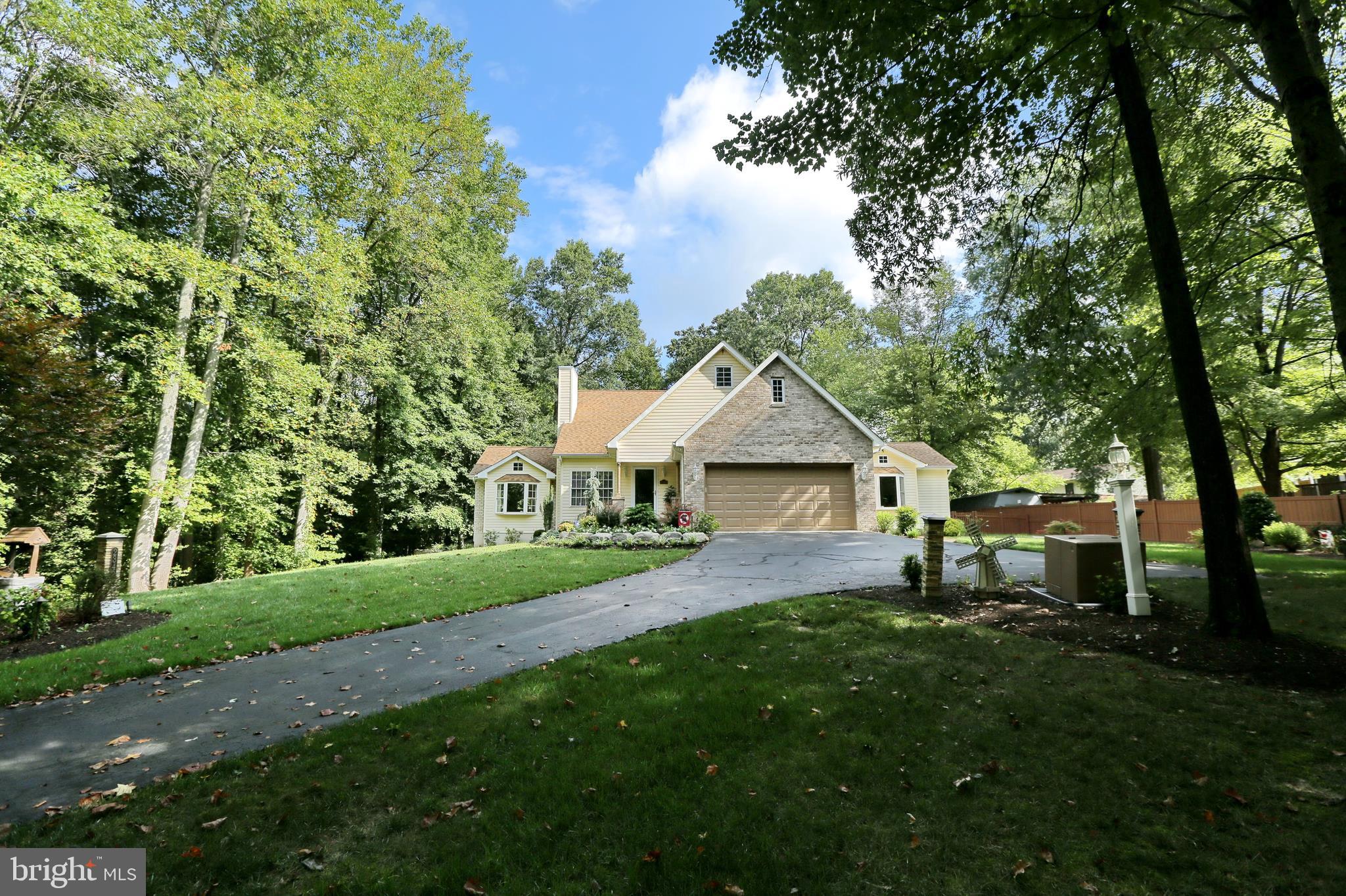 SPRINGHAVEN WOODS - Residential