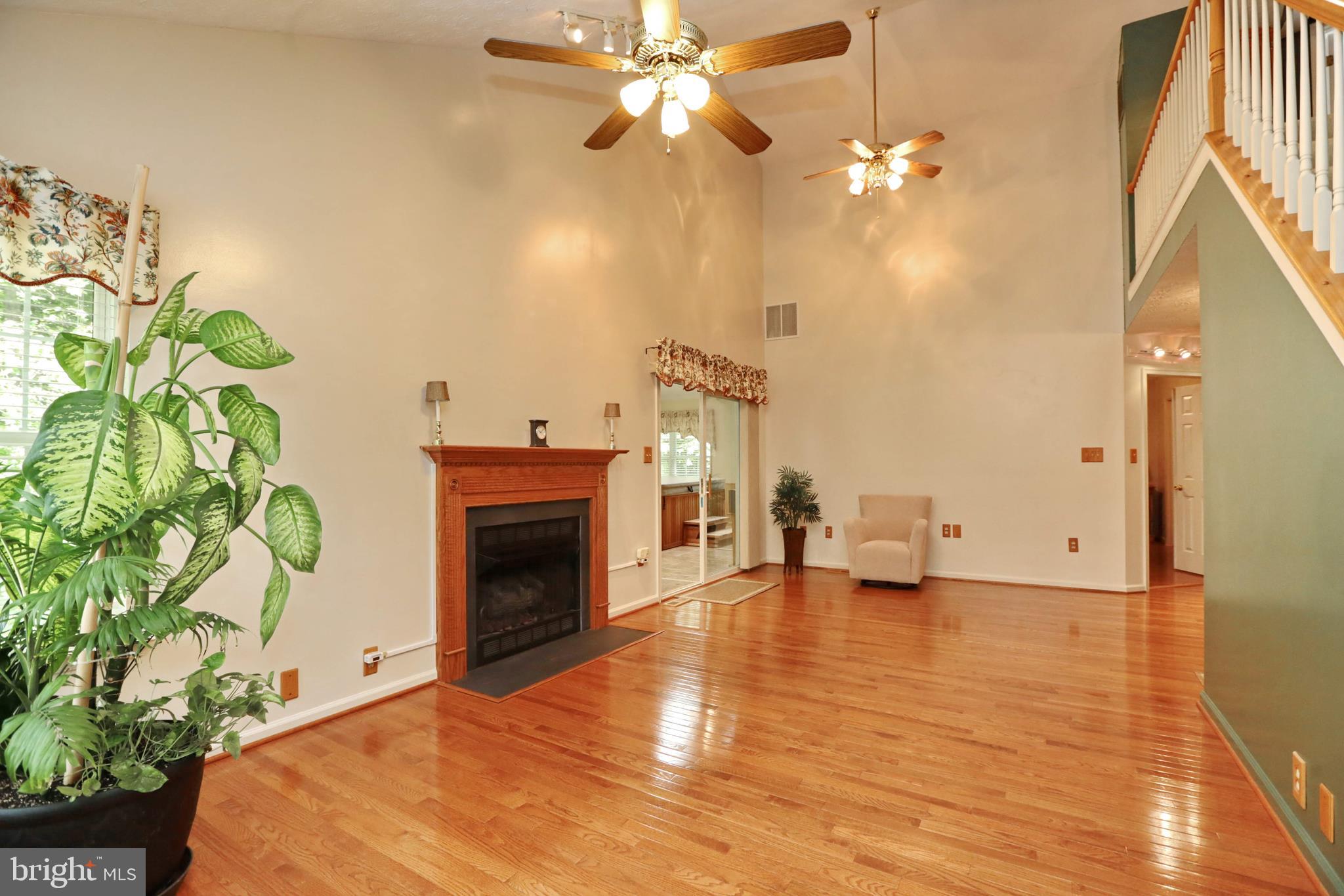 SPRINGHAVEN WOODS - Residential