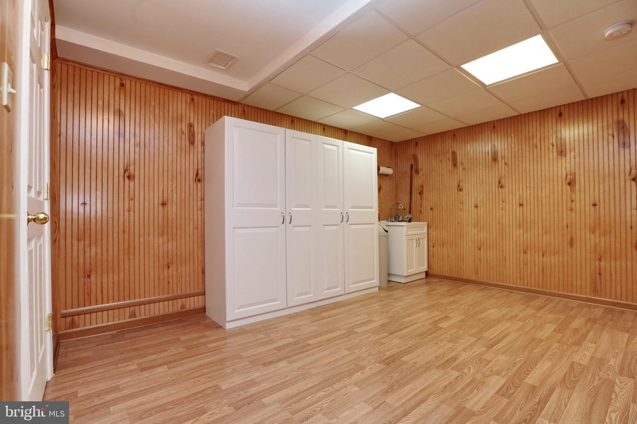 SPRINGHAVEN WOODS - Residential