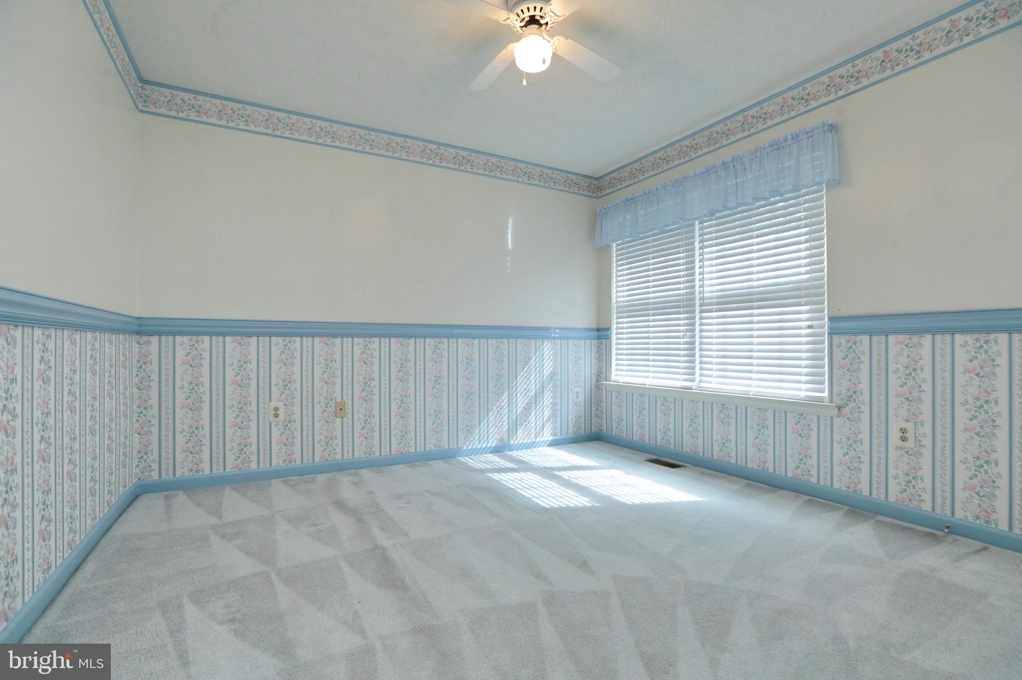 SPRINGHAVEN WOODS - Residential