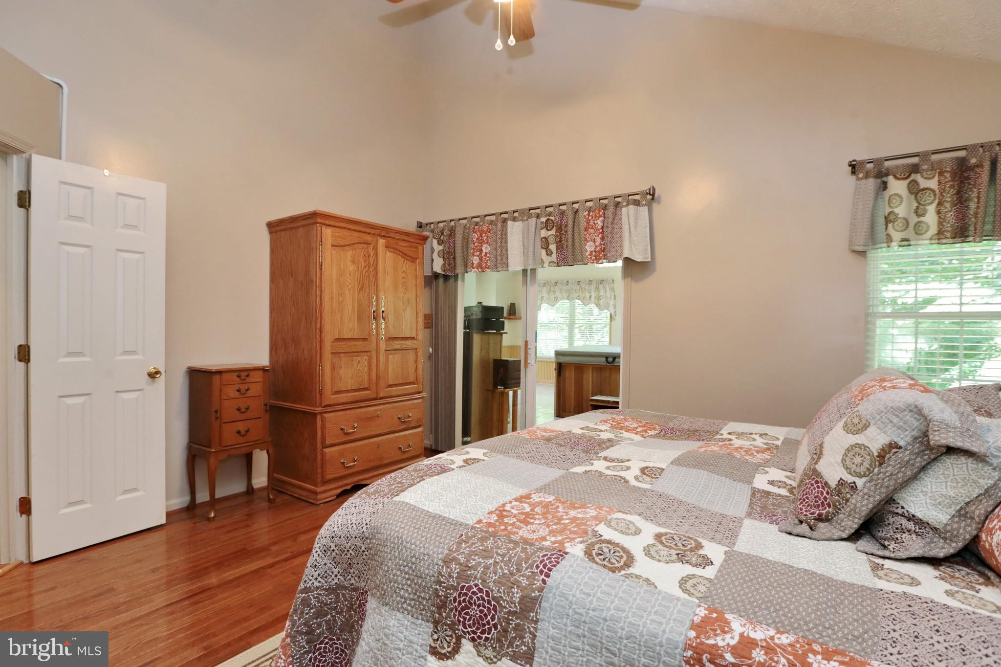 SPRINGHAVEN WOODS - Residential