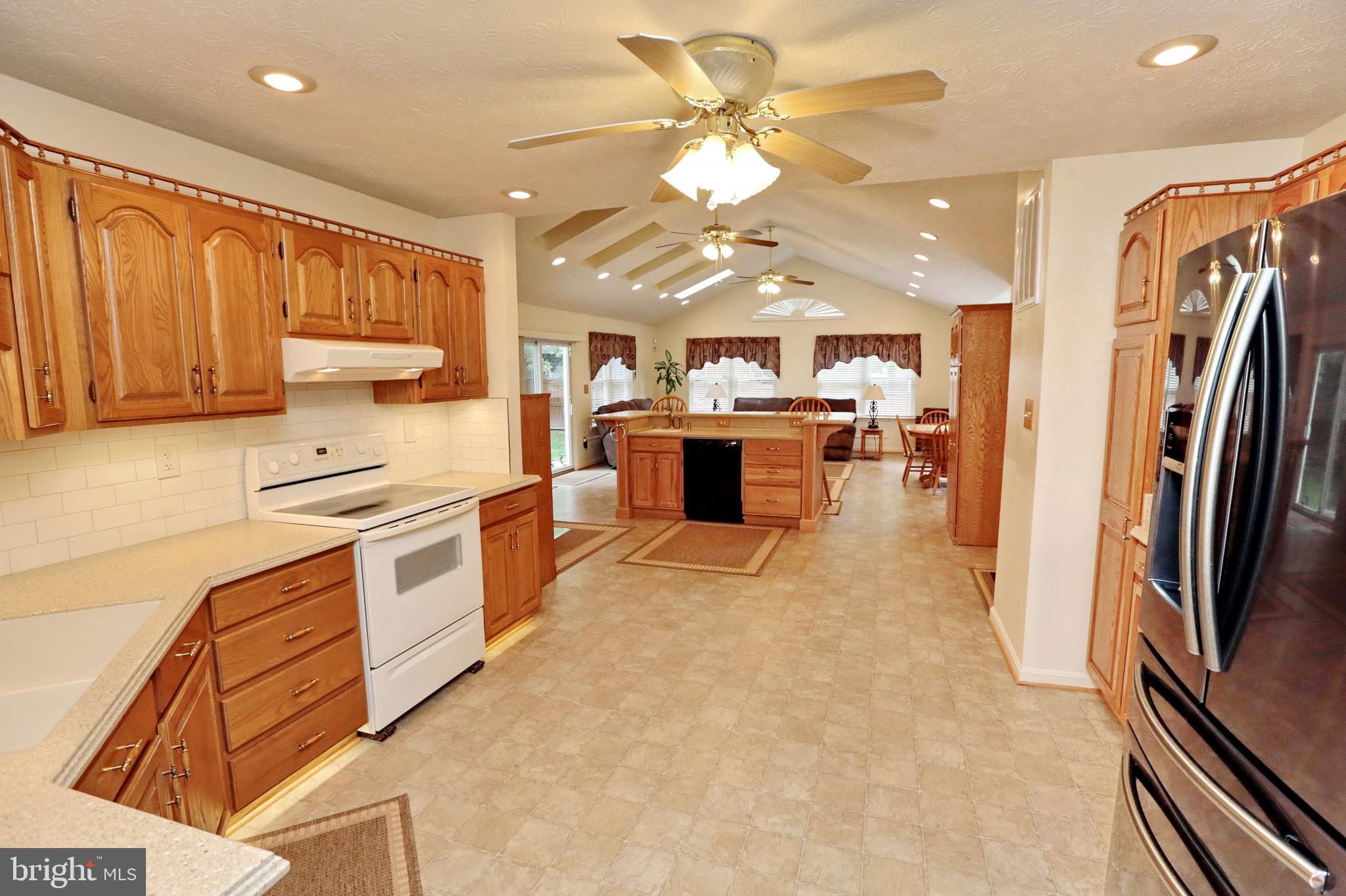 SPRINGHAVEN WOODS - Residential