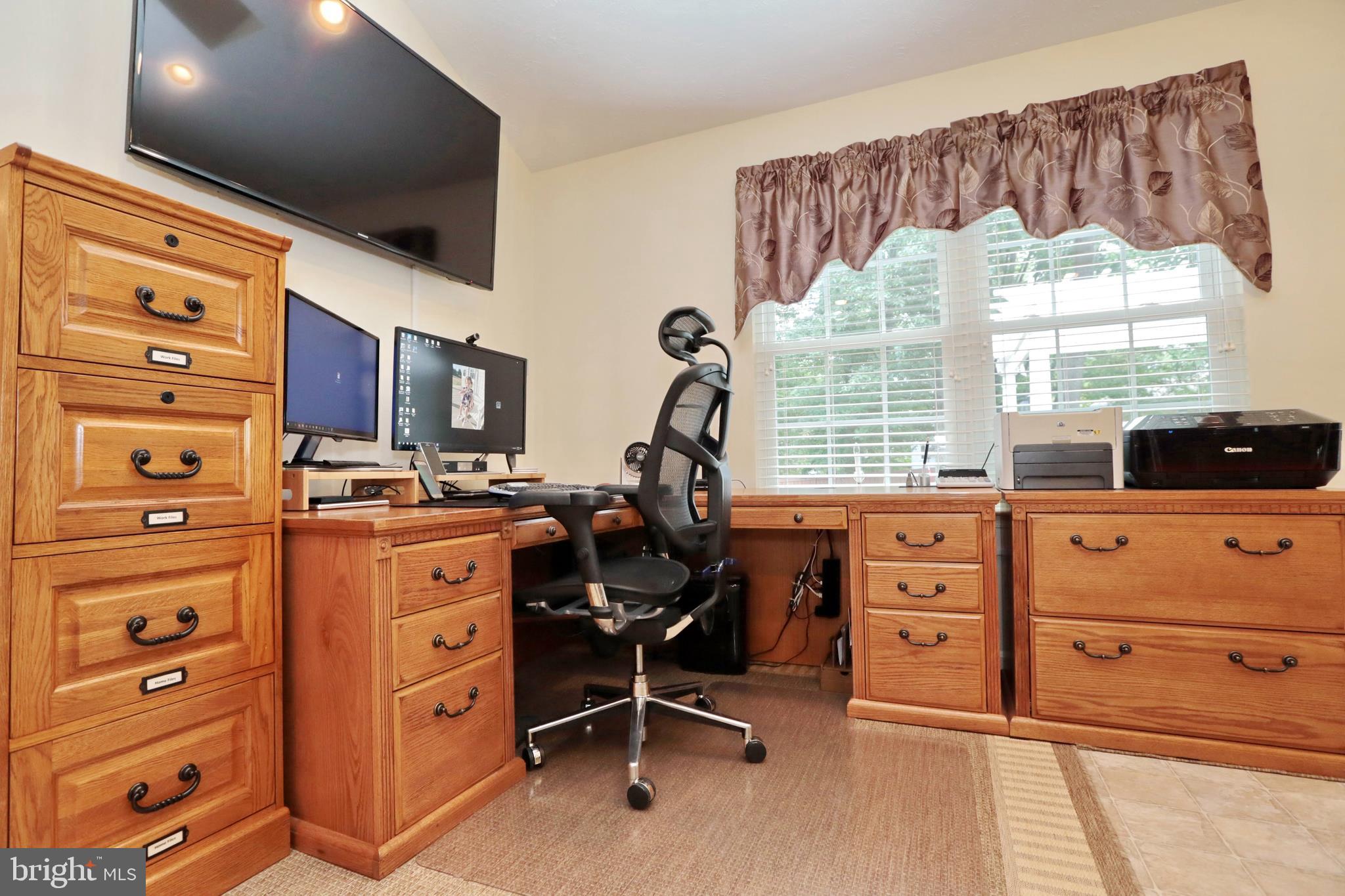 SPRINGHAVEN WOODS - Residential