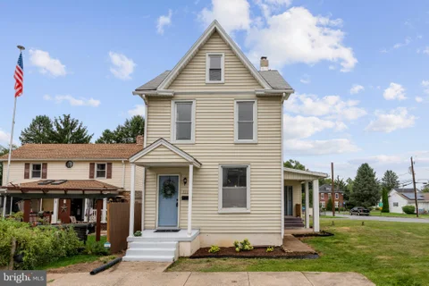 MLS: PADA2062808