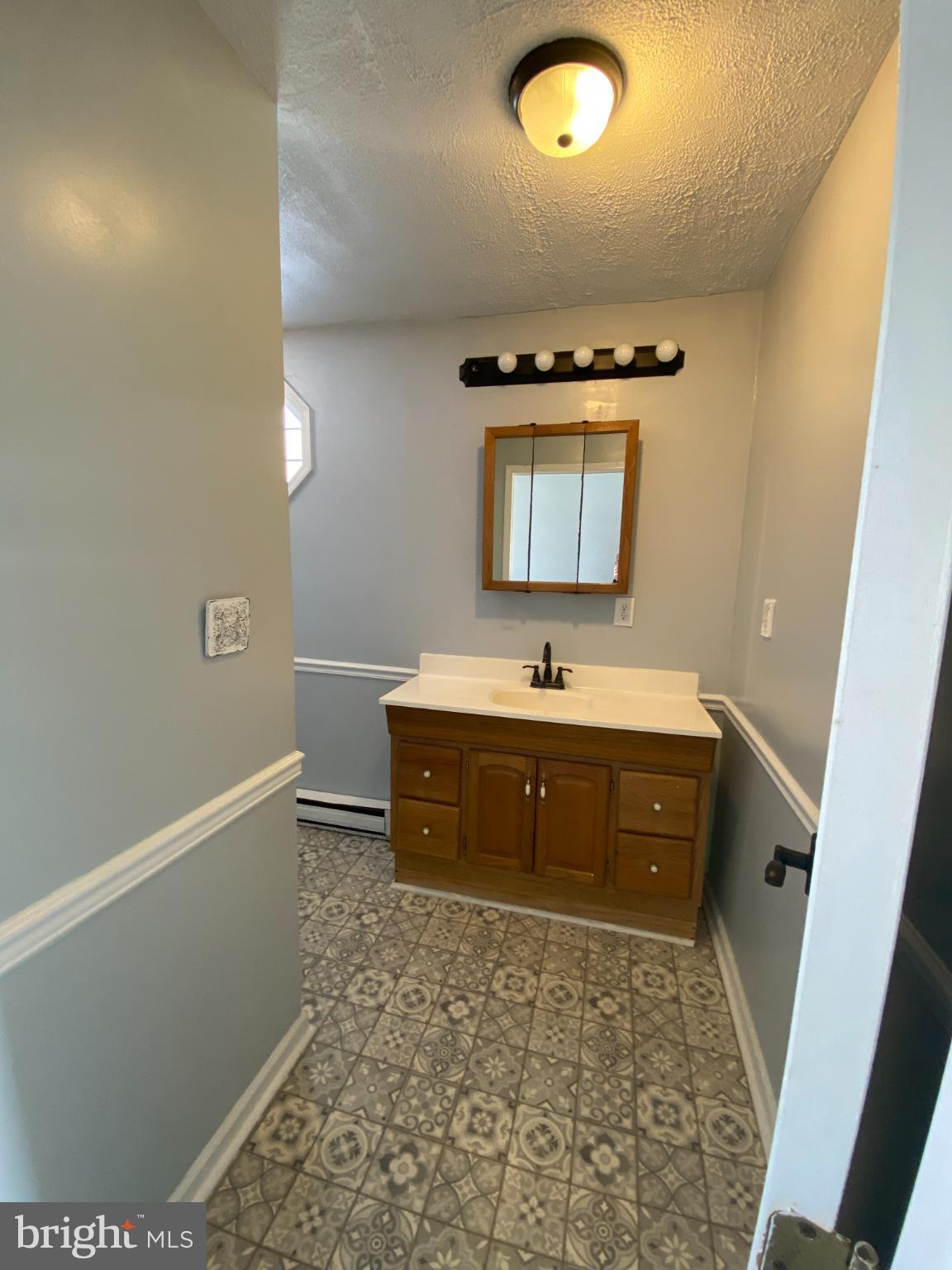 BOLIVAR - Residential Lease