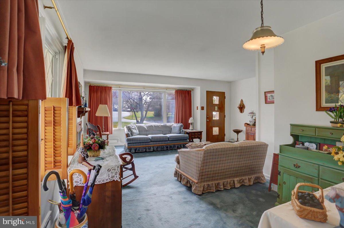 GREENBERRY HILLS - Residential