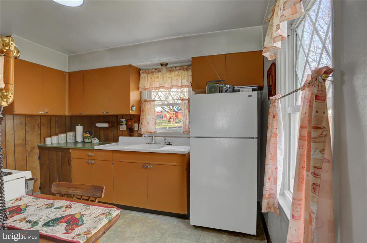 GREENBERRY HILLS - Residential