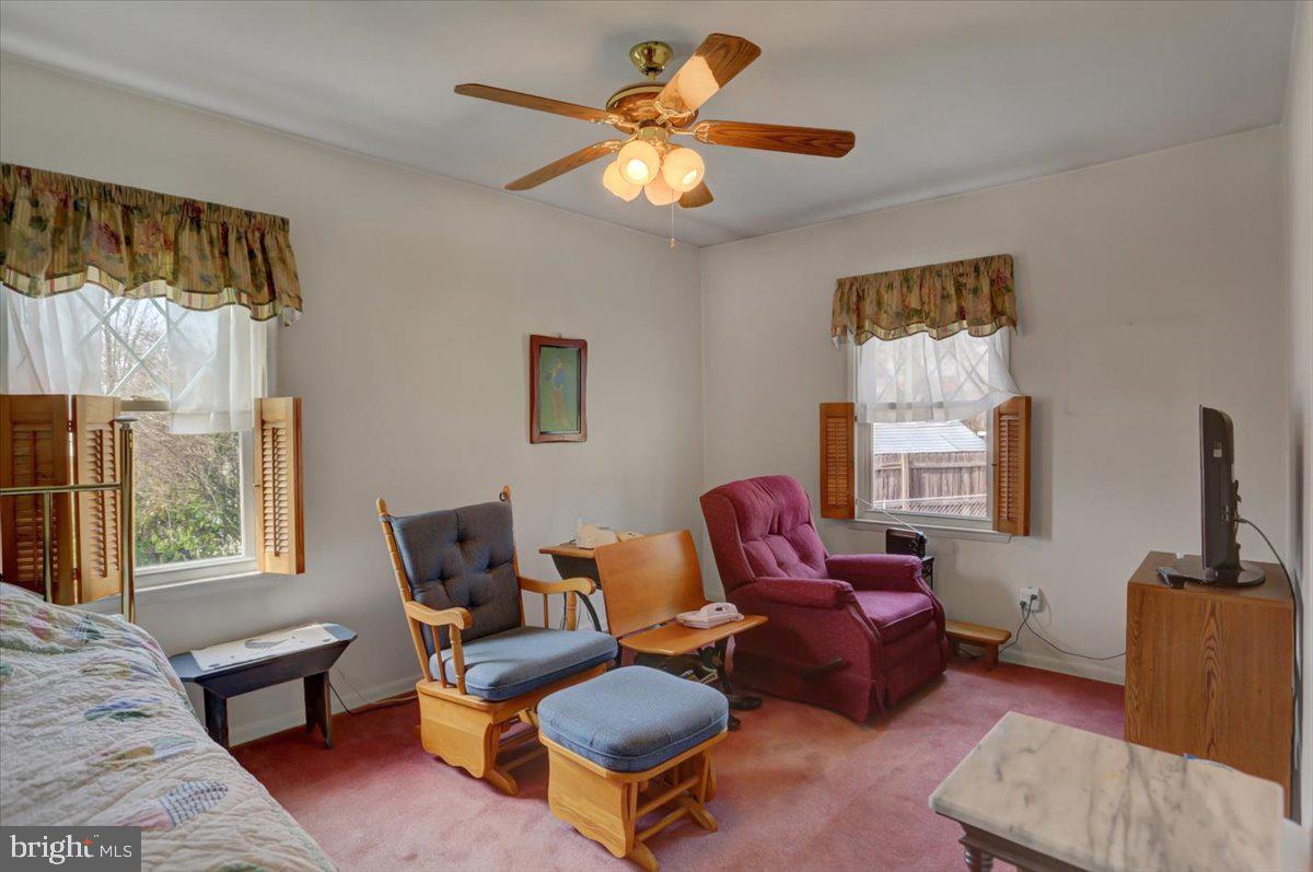 GREENBERRY HILLS - Residential