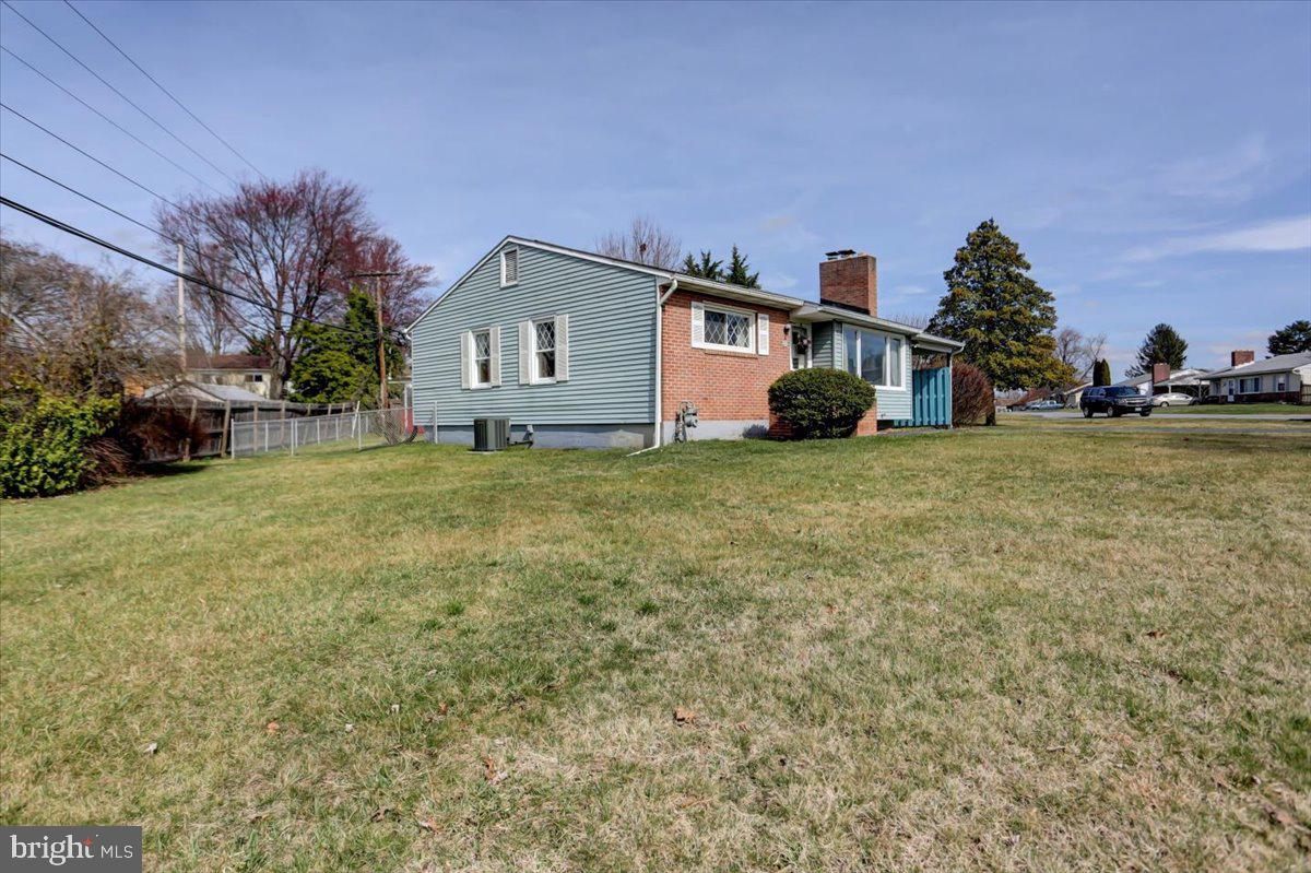 GREENBERRY HILLS - Residential