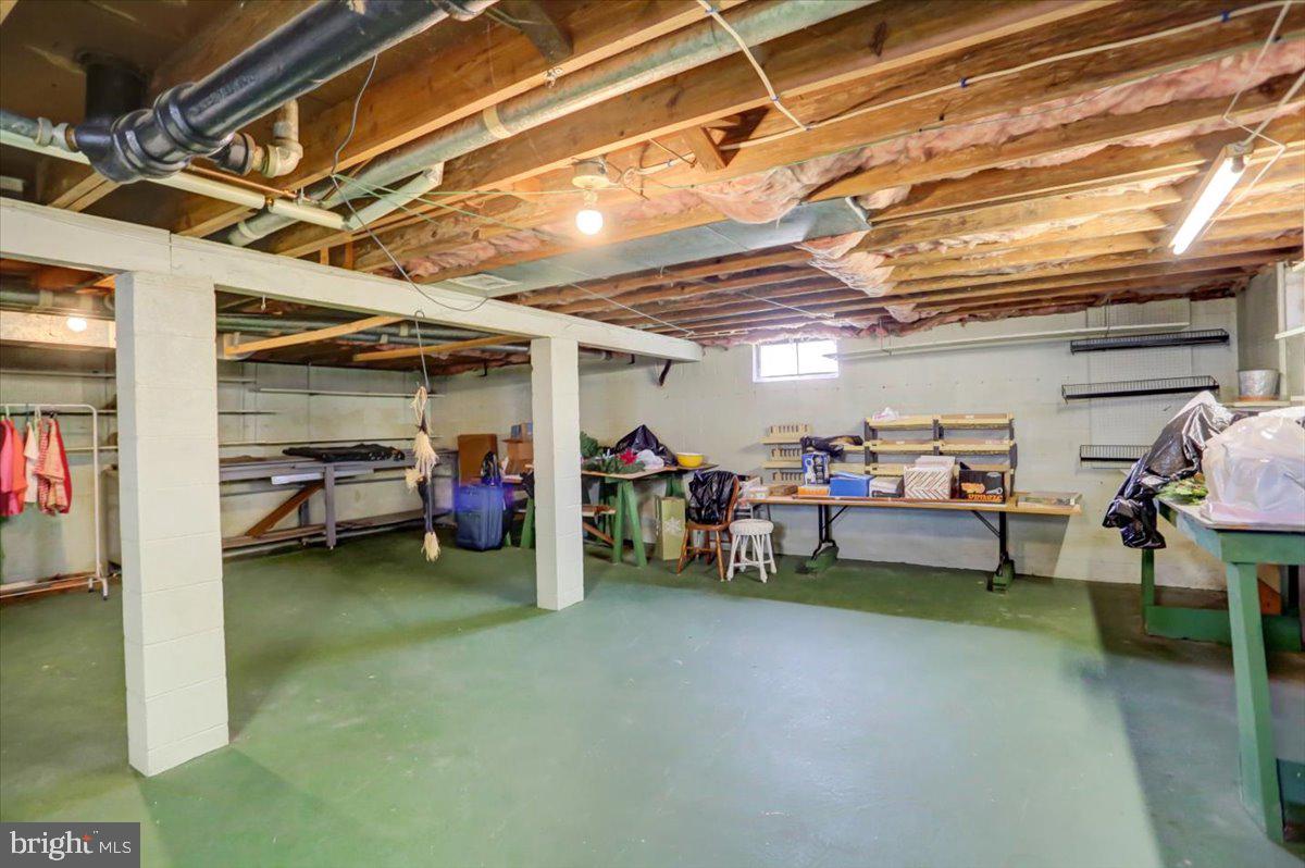 GREENBERRY HILLS - Residential