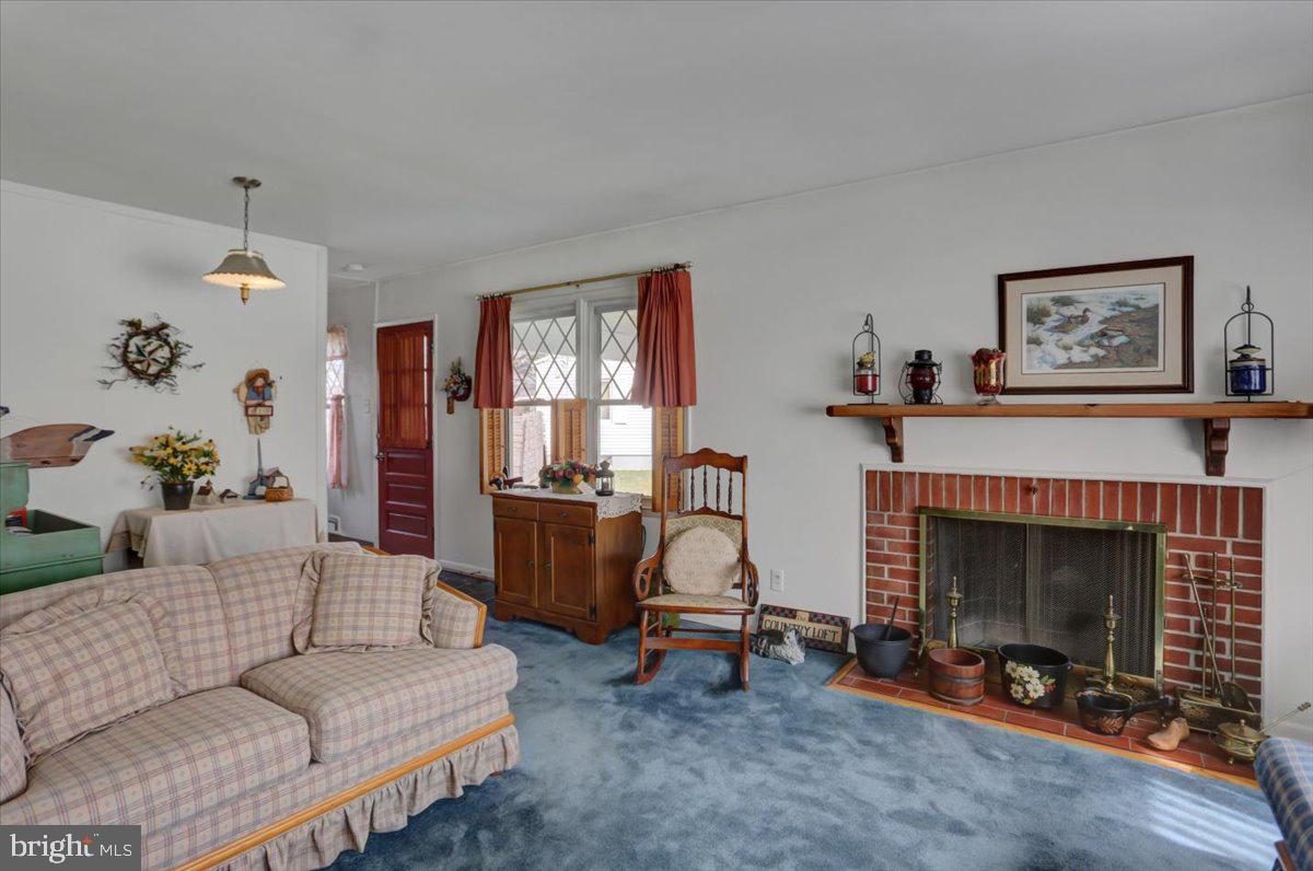 GREENBERRY HILLS - Residential