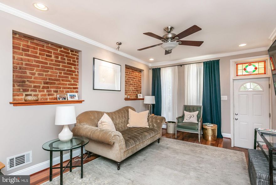 Very large end of group with off street parking.  This home has 3 beds, 2.5 baths and a finished basement.  Separate dining room, large kitchen with granite and stainless appliances.  Wood floors, rooftop deck, large master bedroom and a powder room on the 1st floor.  Great location in Federal Hill just a few blocks from the newly redeveloped Cross Street Market!