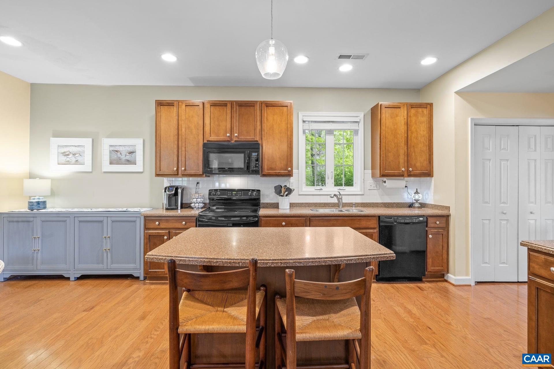 SPRING CREEK - Residential