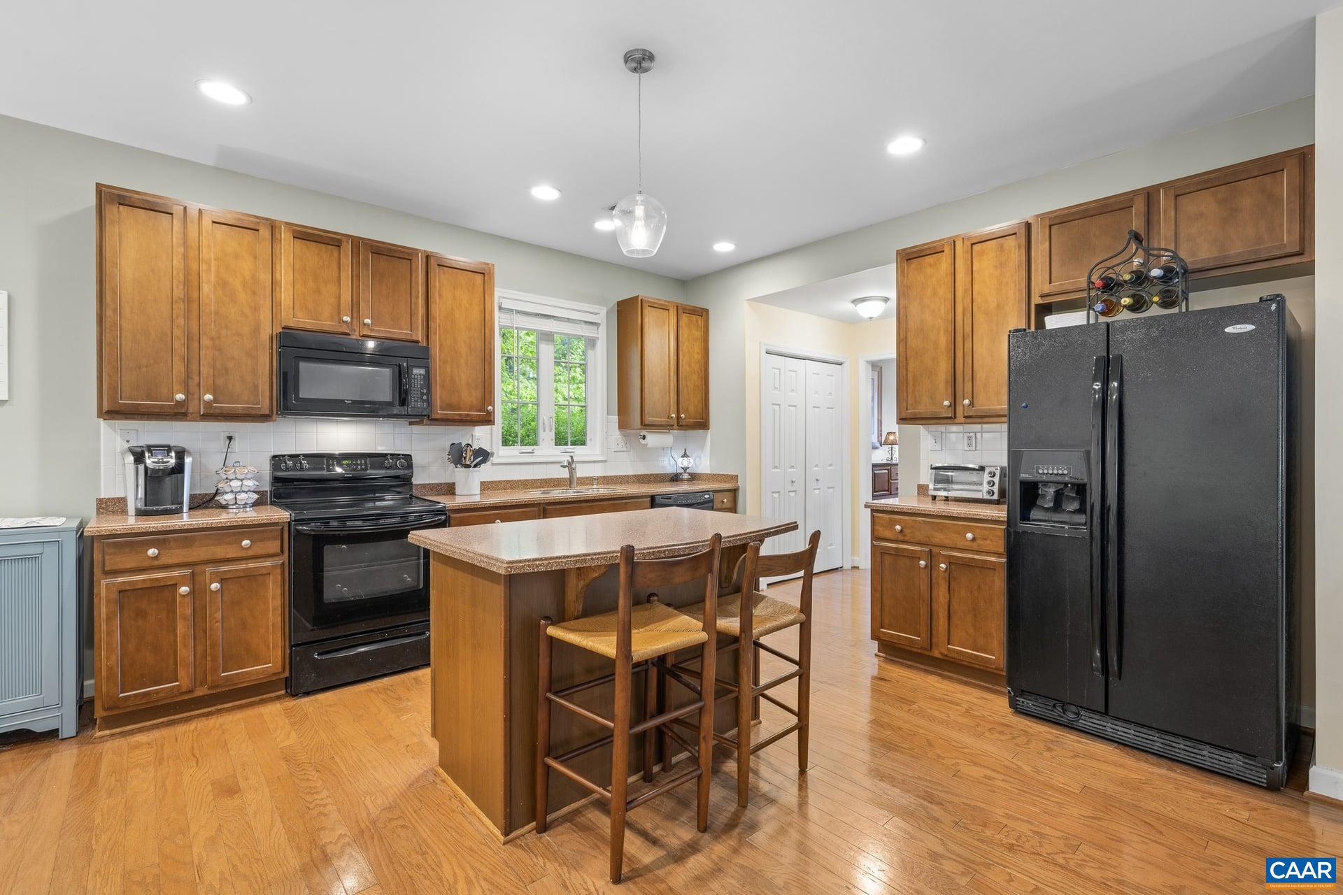 SPRING CREEK - Residential