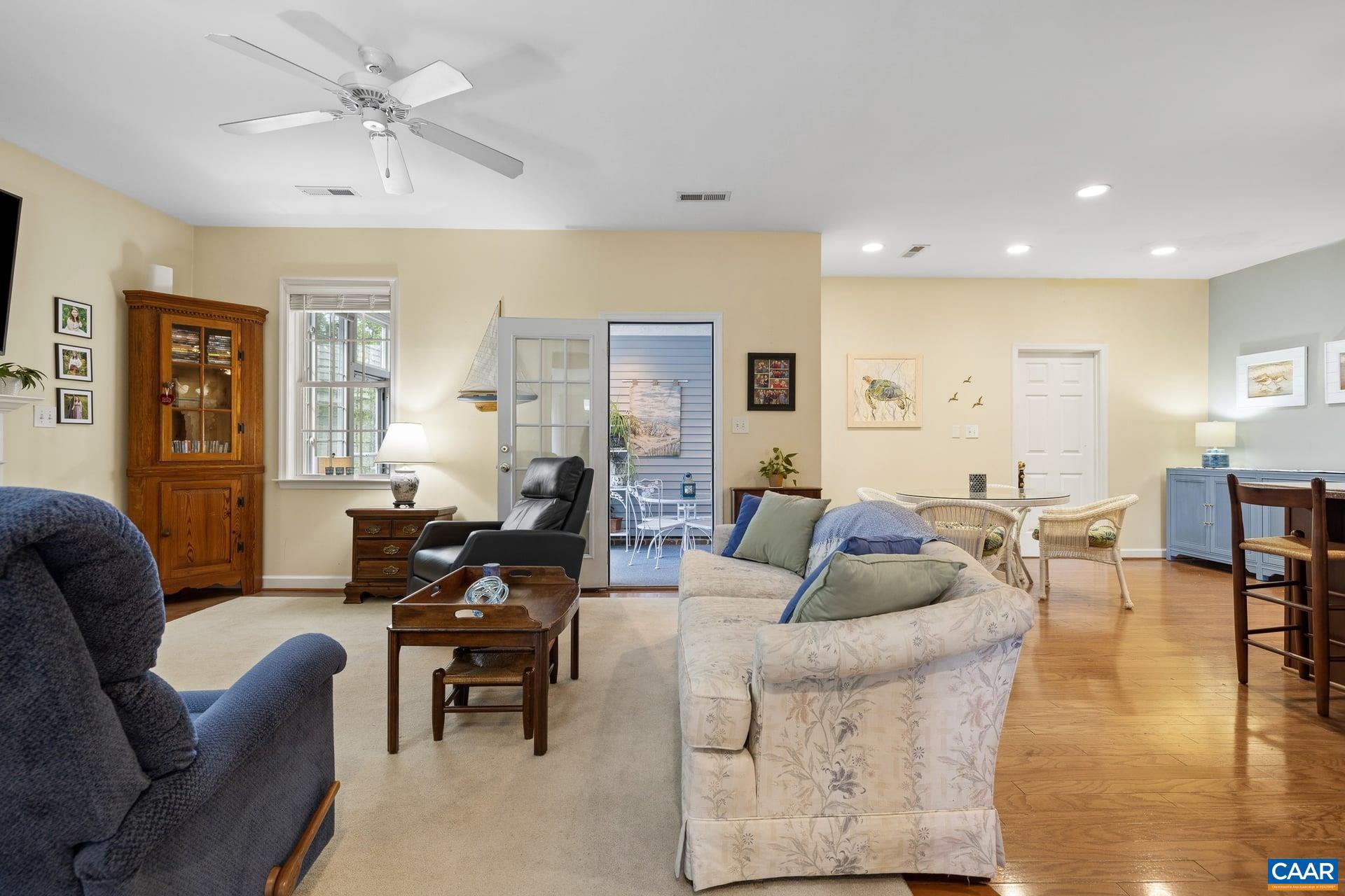 SPRING CREEK - Residential