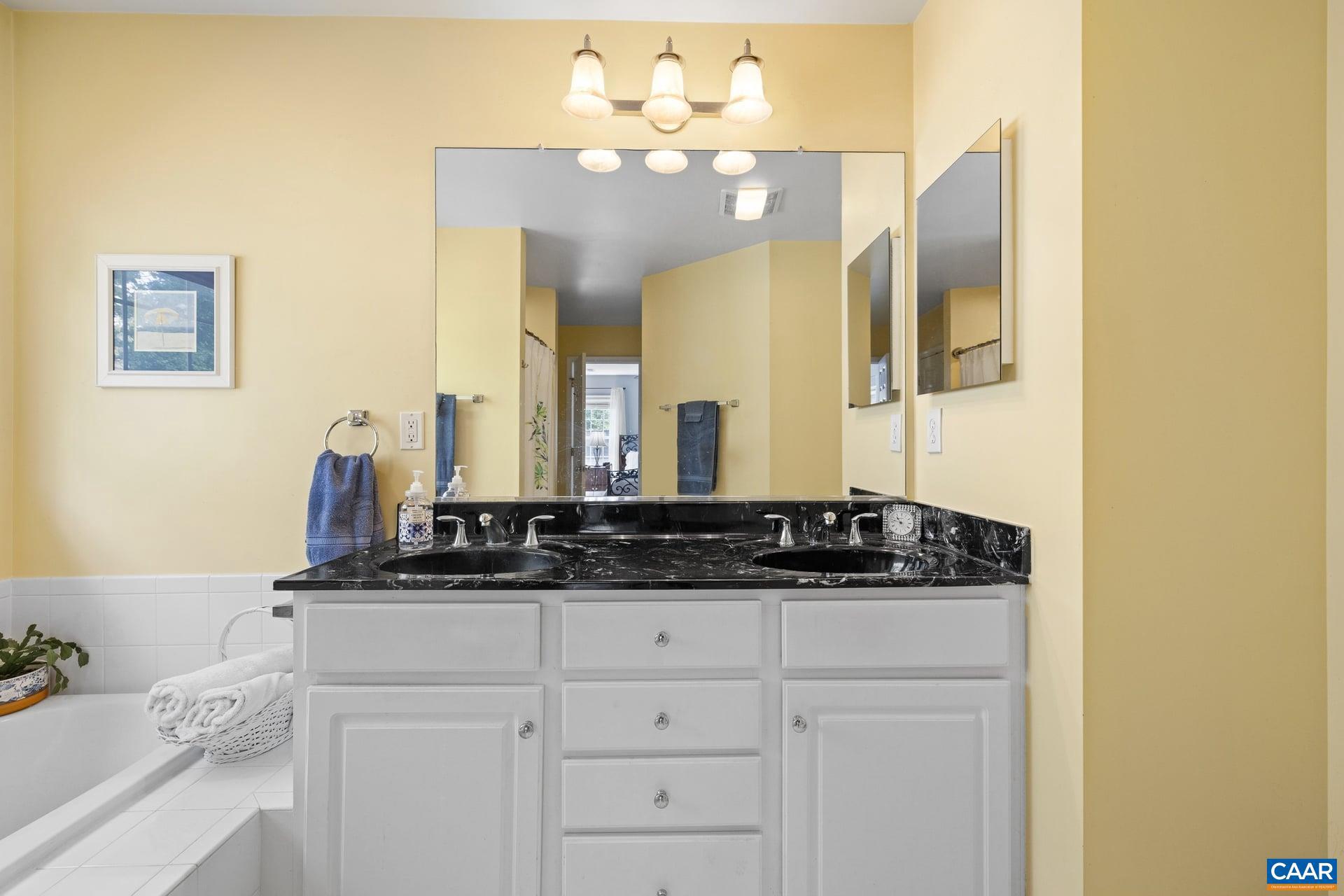 SPRING CREEK - Residential