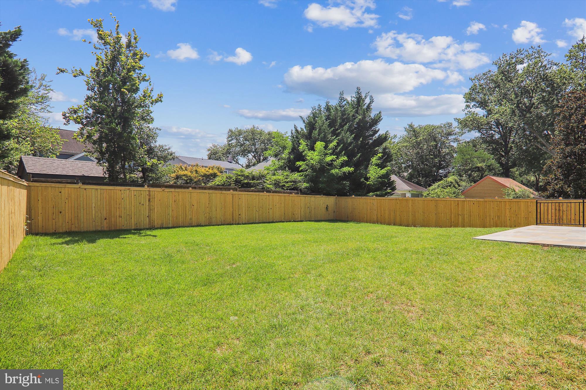 KENSINGTON ESTATES - Residential