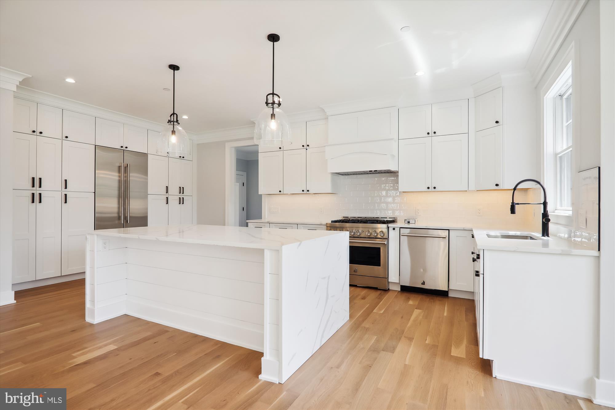 KENSINGTON ESTATES - Residential