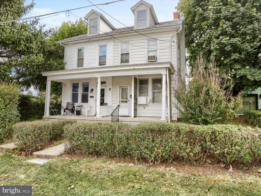 Photo of 1240 E Chestnut Street, LEBANON, PA 17042 (MLS # PALN2023234)