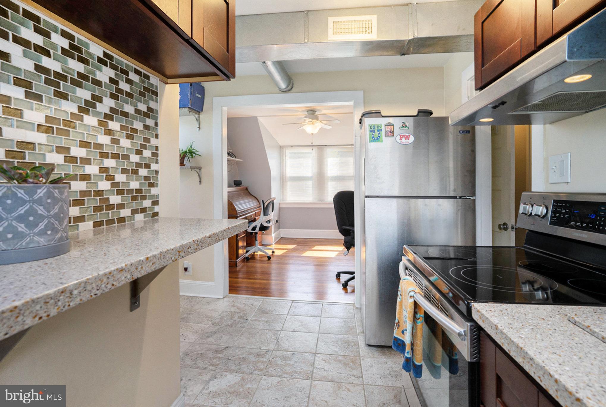 LAFAYETTE HILL - Residential