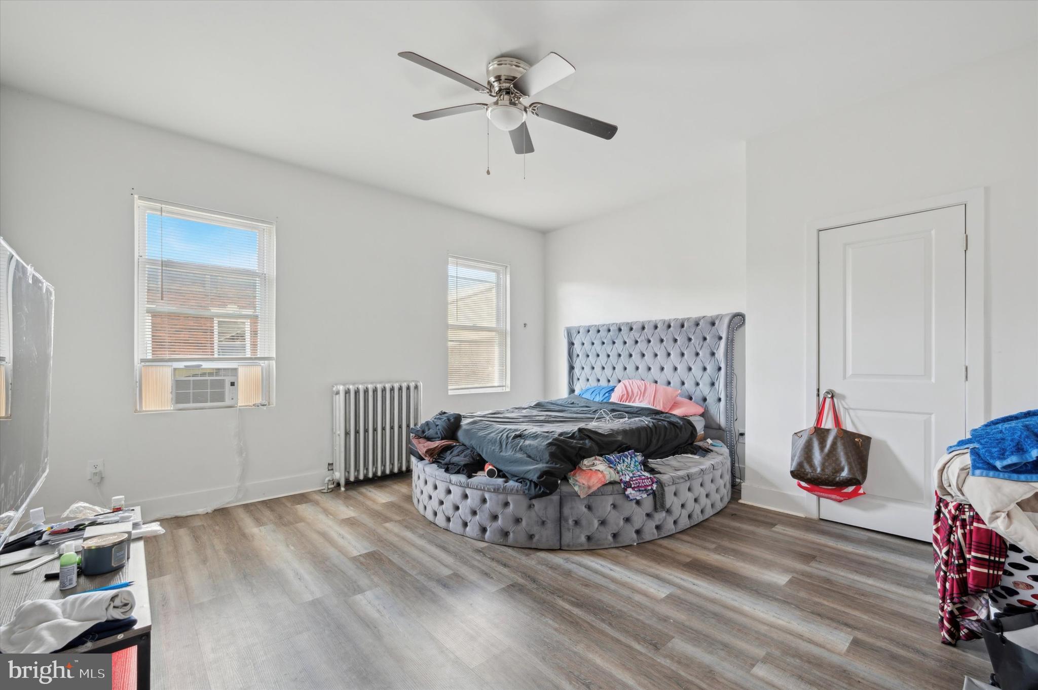 STRAWBERRY MANSION - Residential