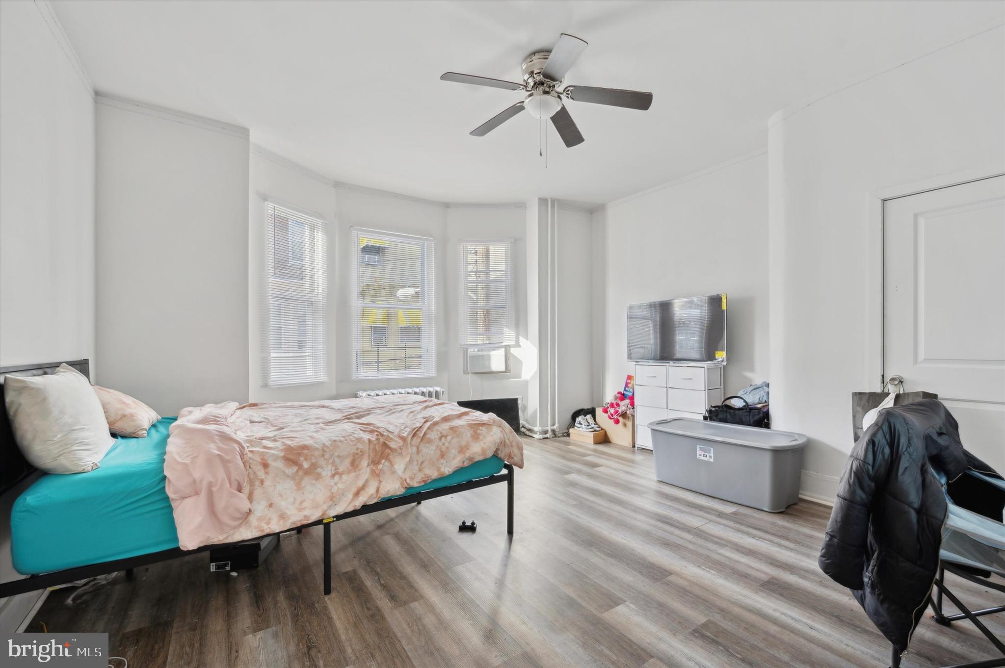 STRAWBERRY MANSION - Residential