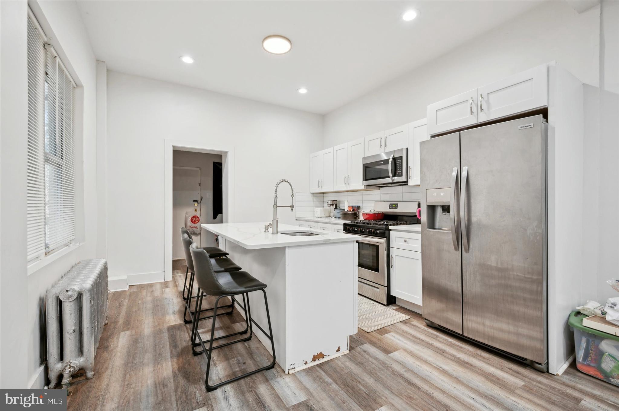 STRAWBERRY MANSION - Residential