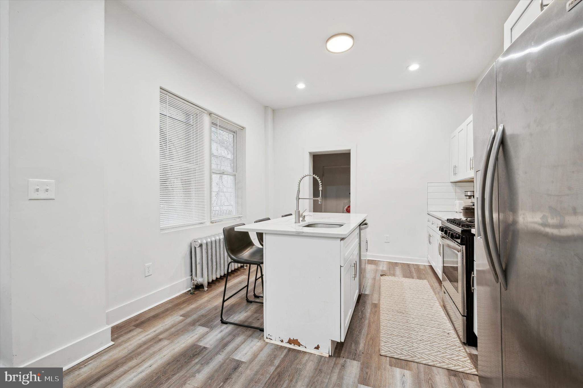 STRAWBERRY MANSION - Residential