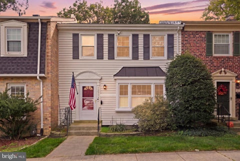 Photo of 12772 Captains Cove, WOODBRIDGE, VA 22192 (MLS # VAPW2125168)