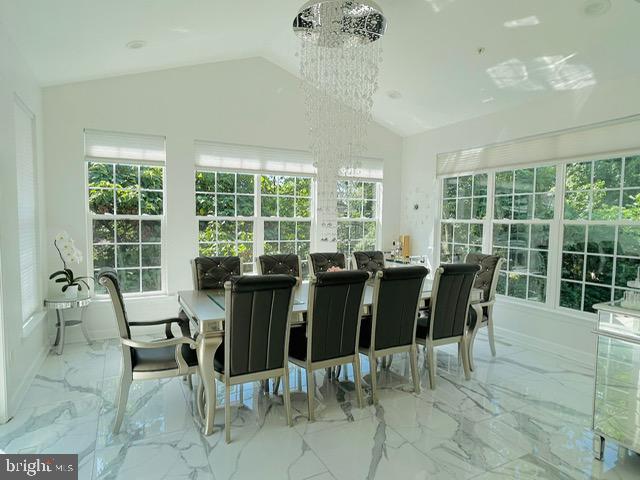 THE PARKE AT MOUNT WASHINGTON - Residential Lease