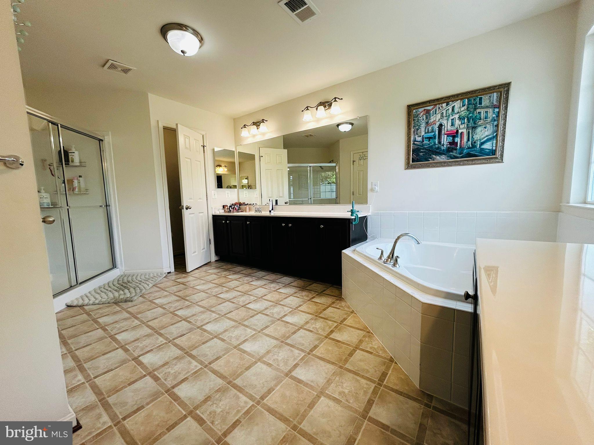 THE PARKE AT MOUNT WASHINGTON - Residential Lease