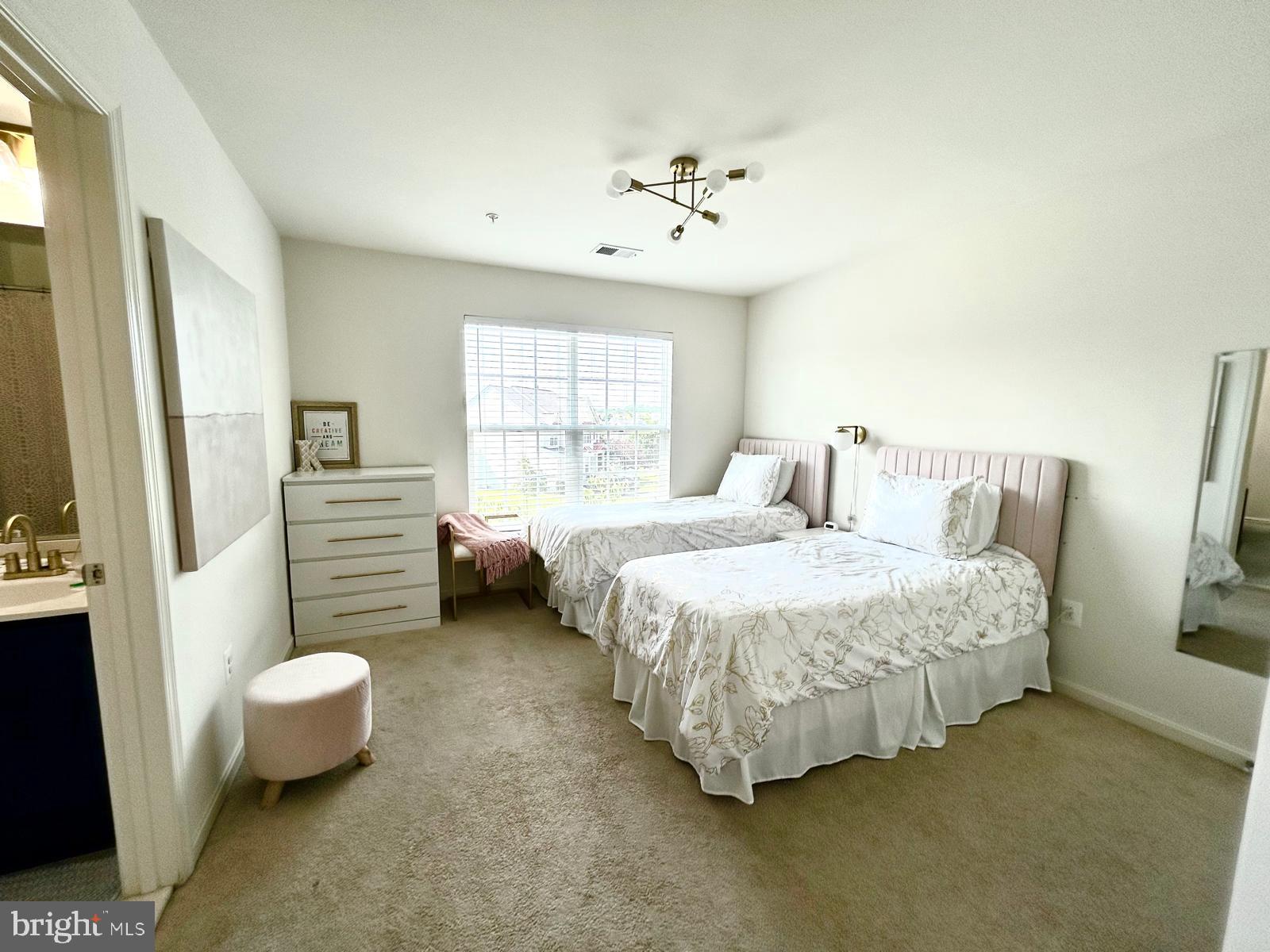 THE PARKE AT MOUNT WASHINGTON - Residential Lease