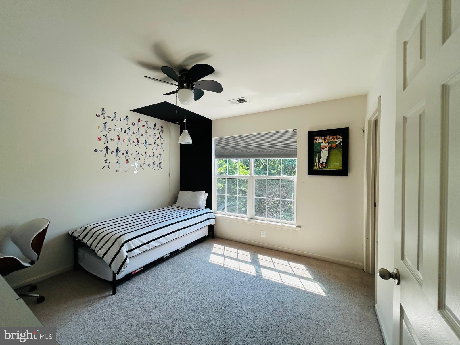 THE PARKE AT MOUNT WASHINGTON - Residential Lease