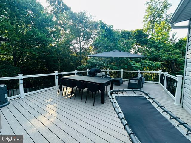 THE PARKE AT MOUNT WASHINGTON - Residential Lease