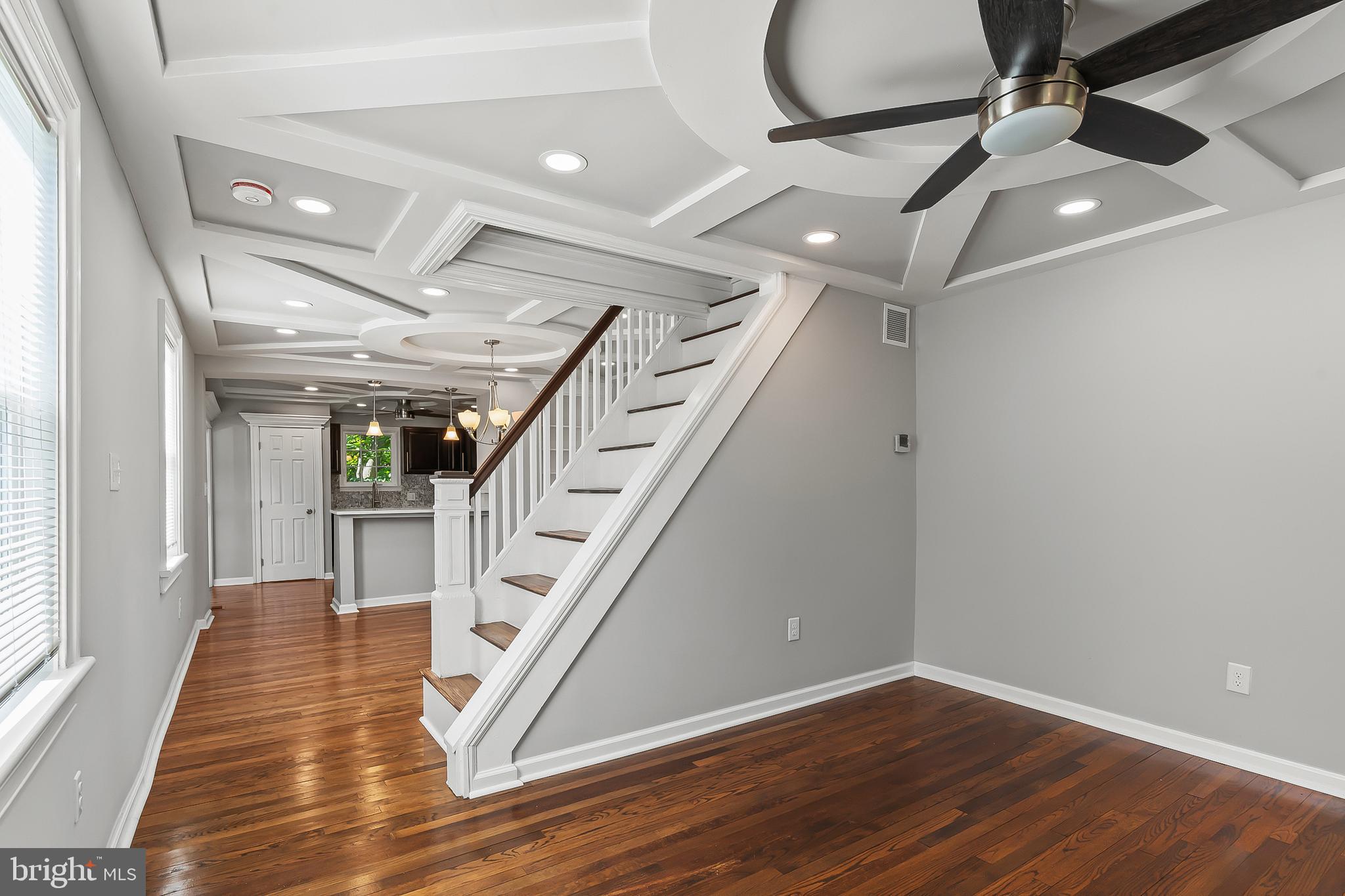 HAMILTON HILLS - Residential