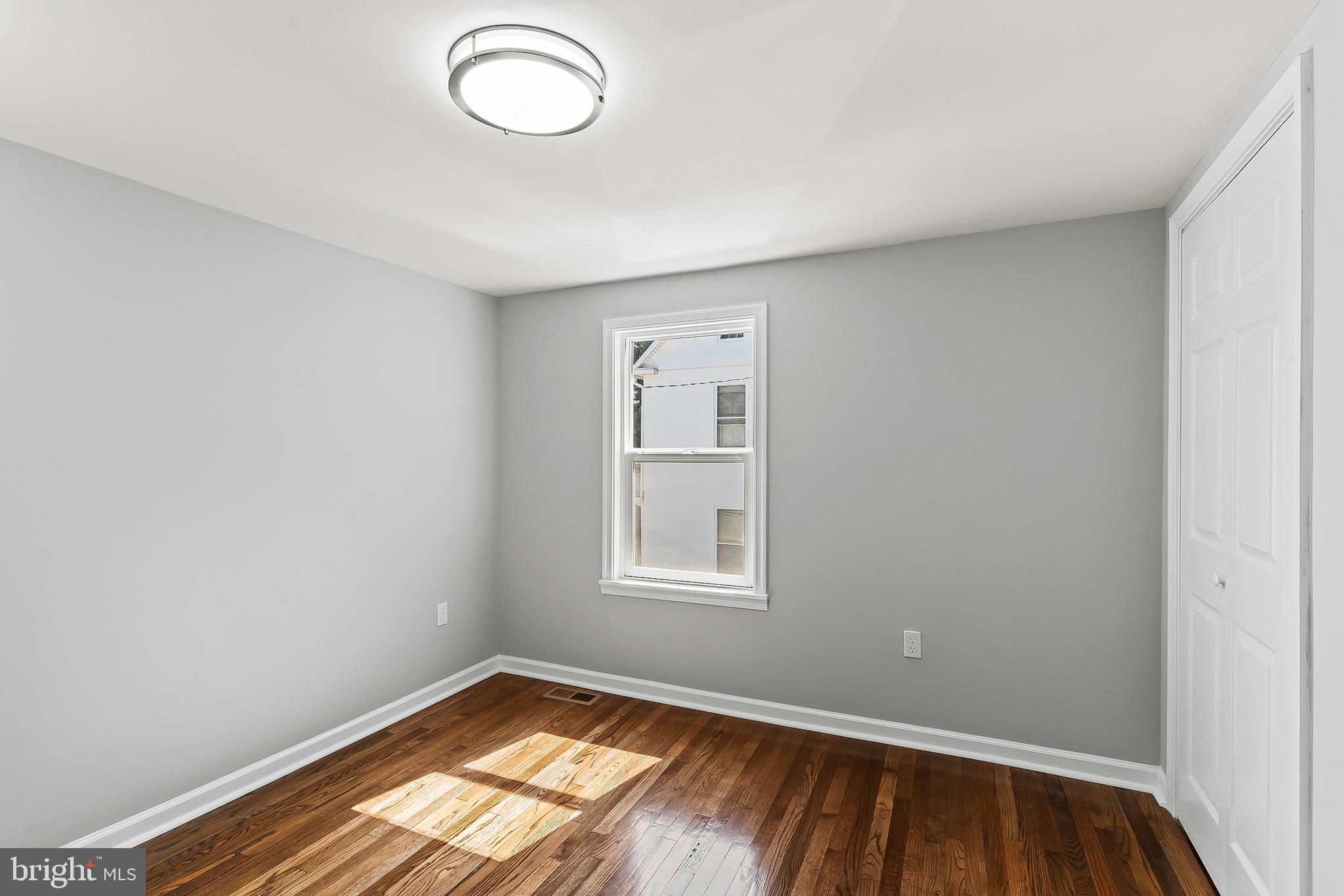 HAMILTON HILLS - Residential