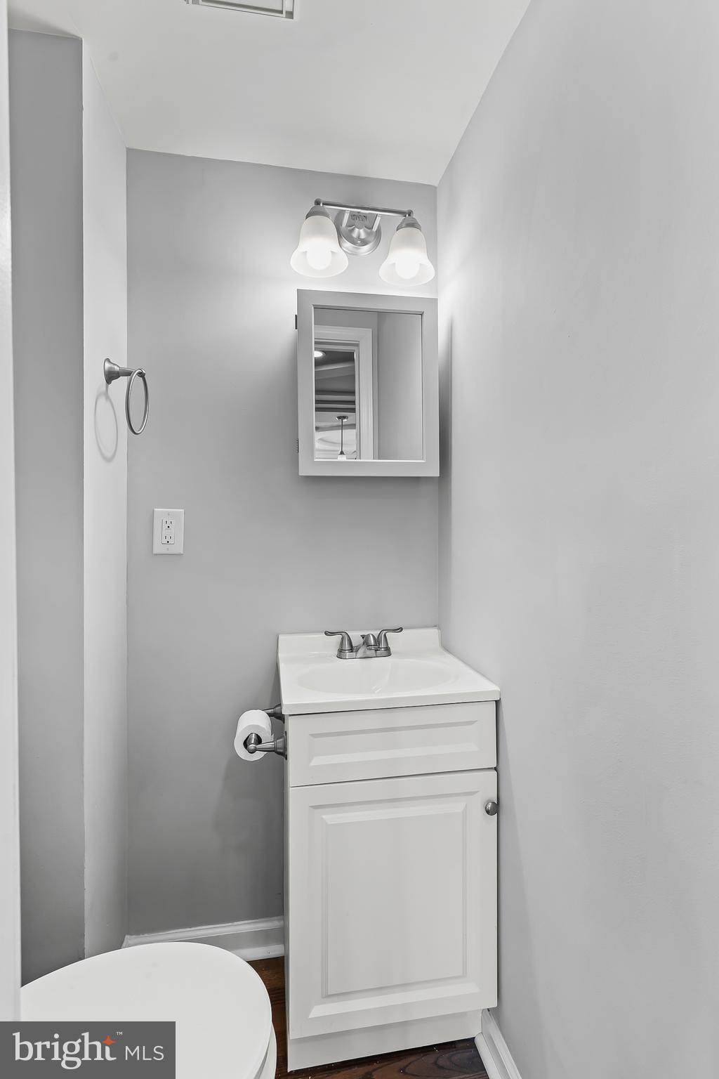 HAMILTON HILLS - Residential