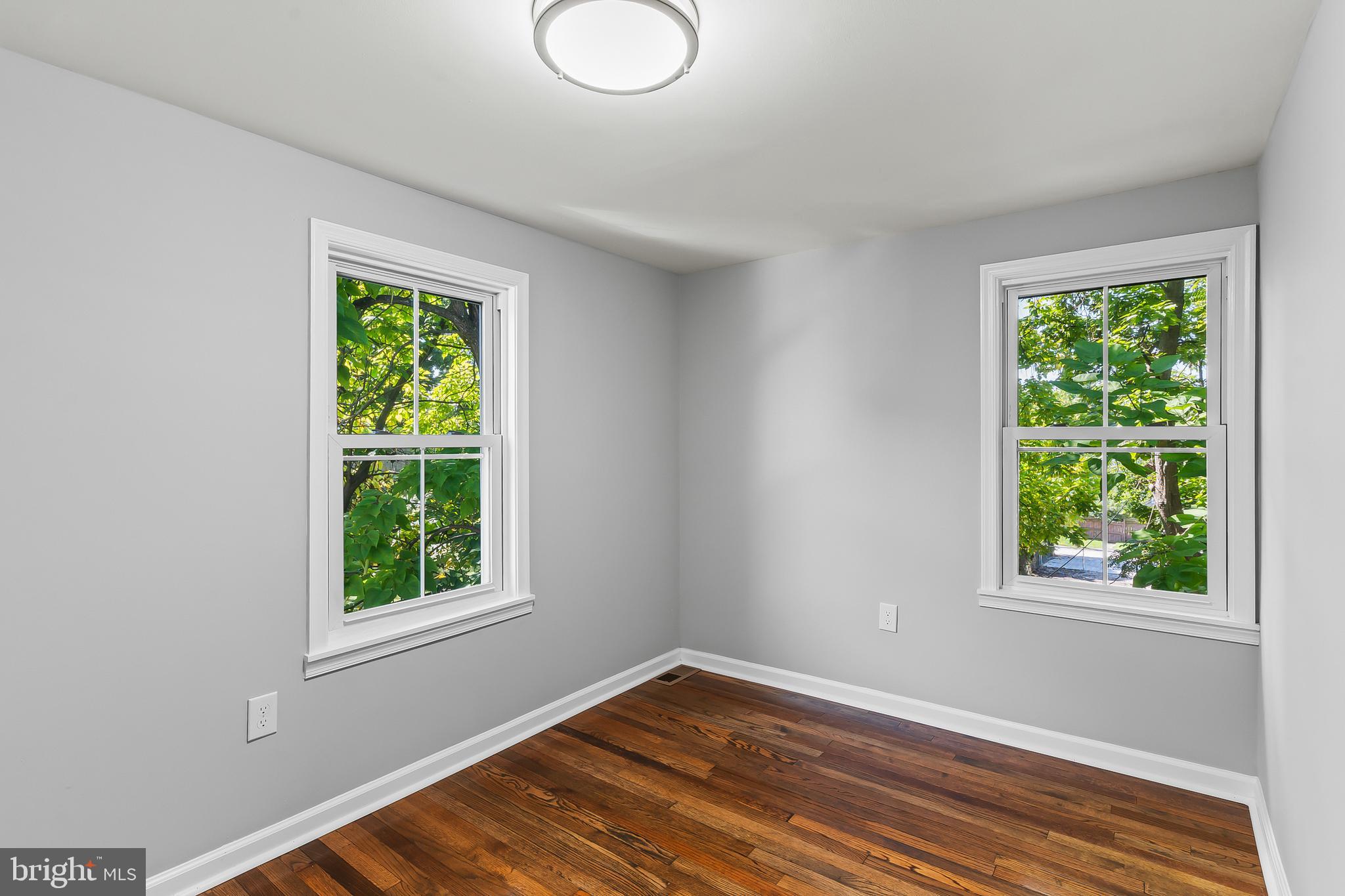 HAMILTON HILLS - Residential