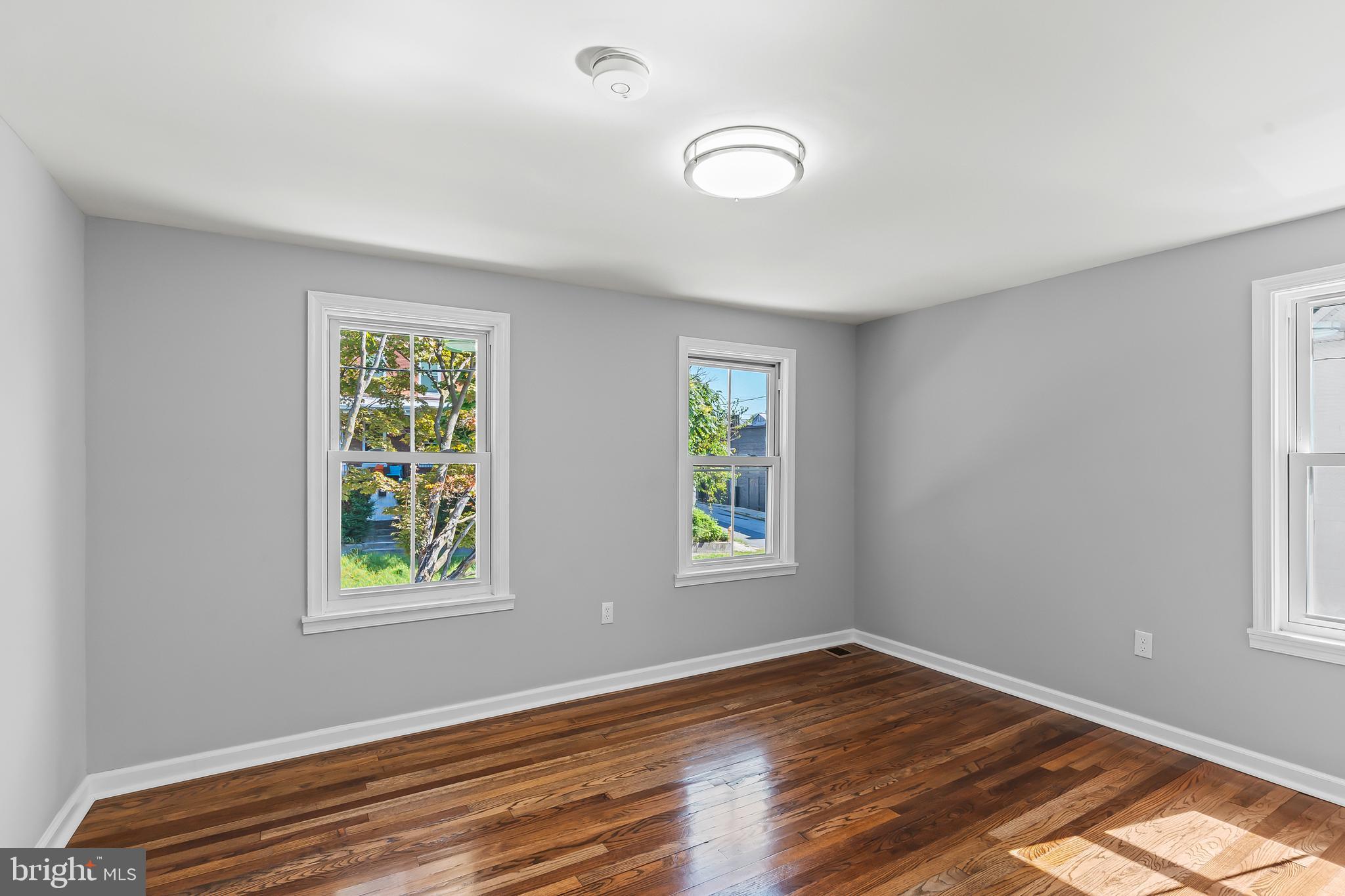 HAMILTON HILLS - Residential