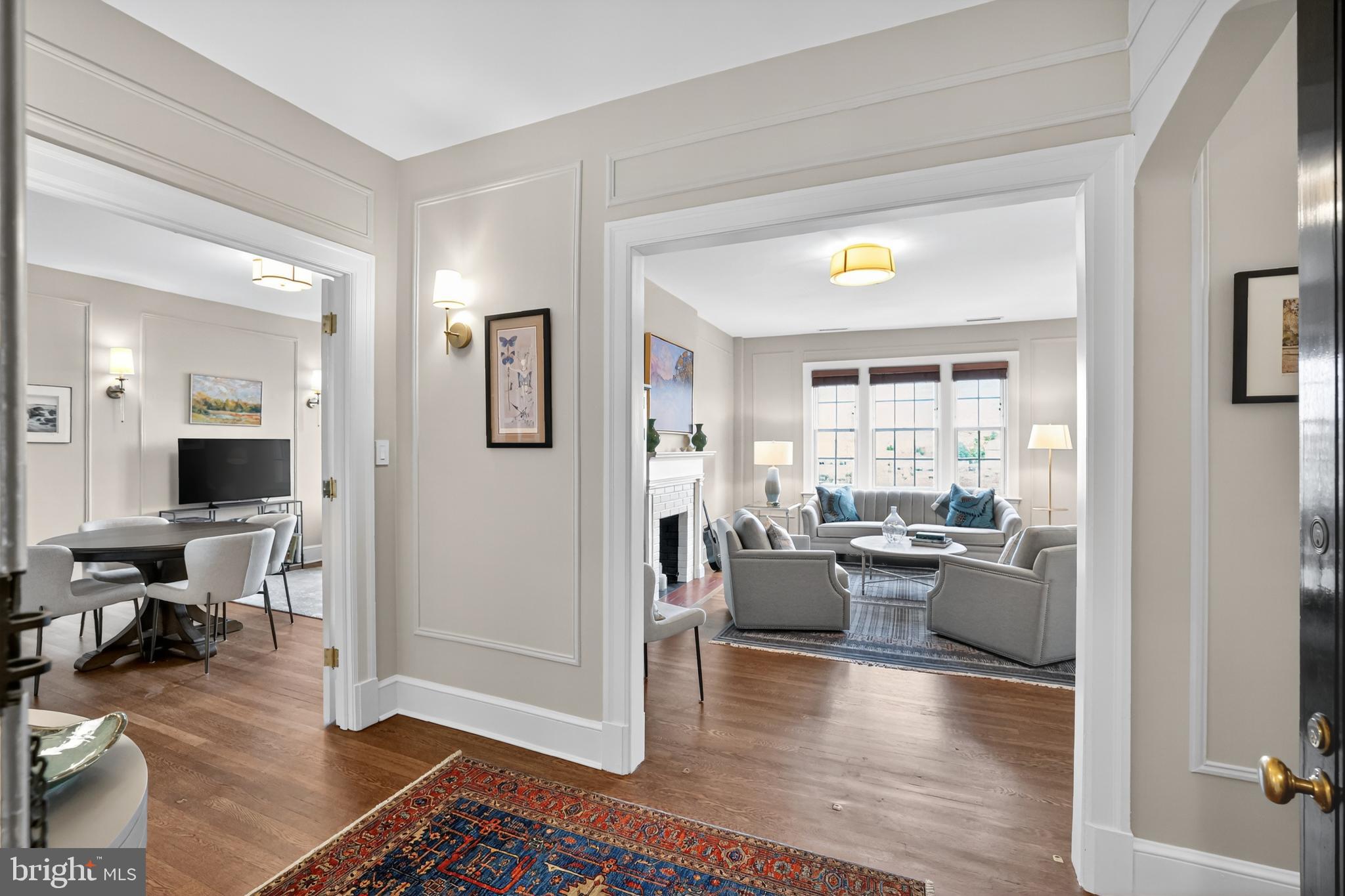 1661 CRESCENT PLACE NW 604