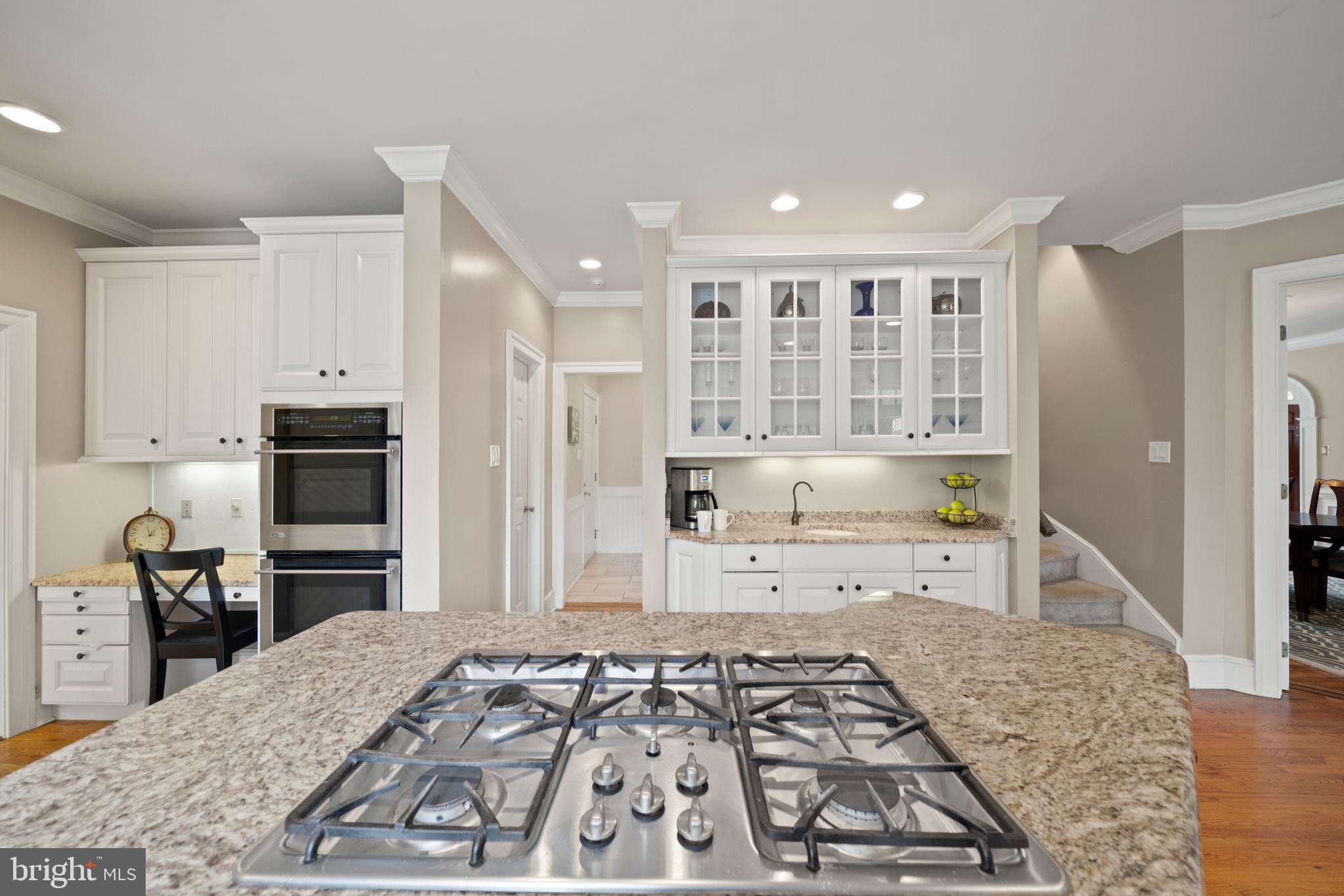 RADNOR HUNT - Residential