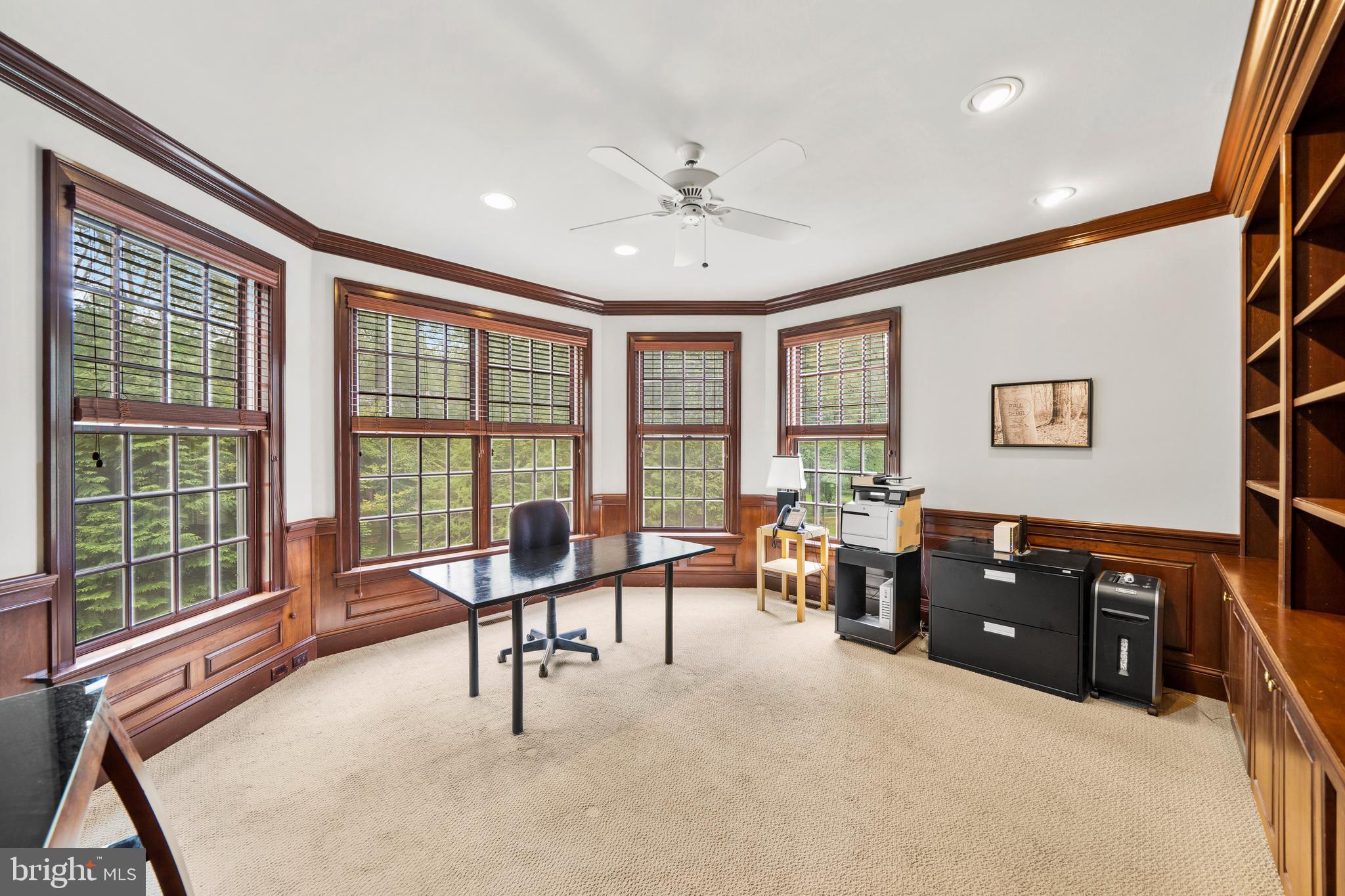 RADNOR HUNT - Residential