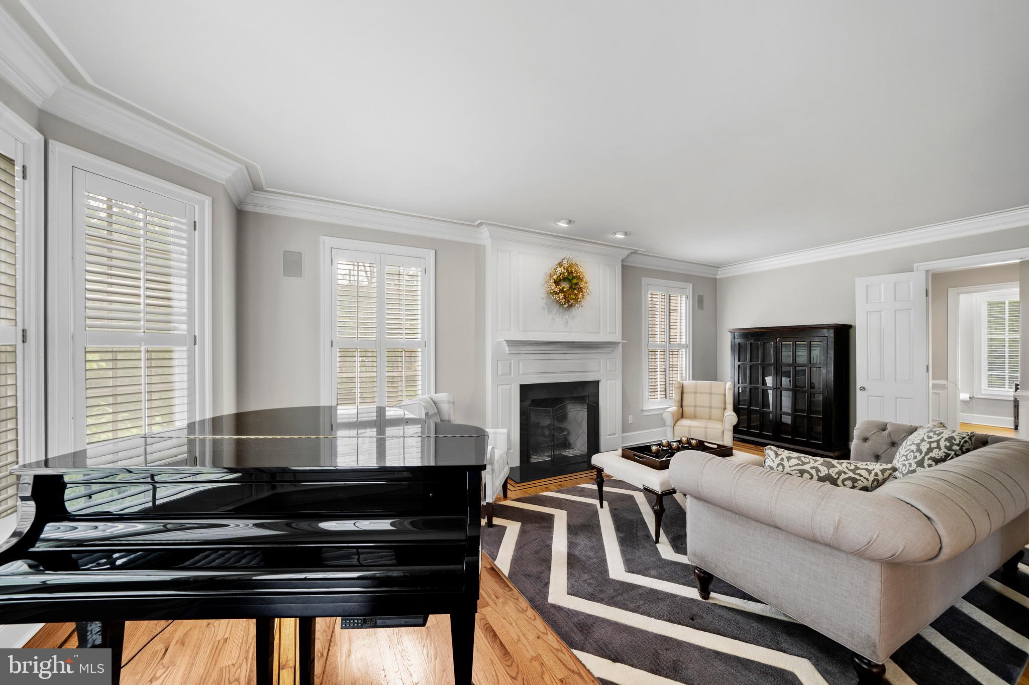 RADNOR HUNT - Residential