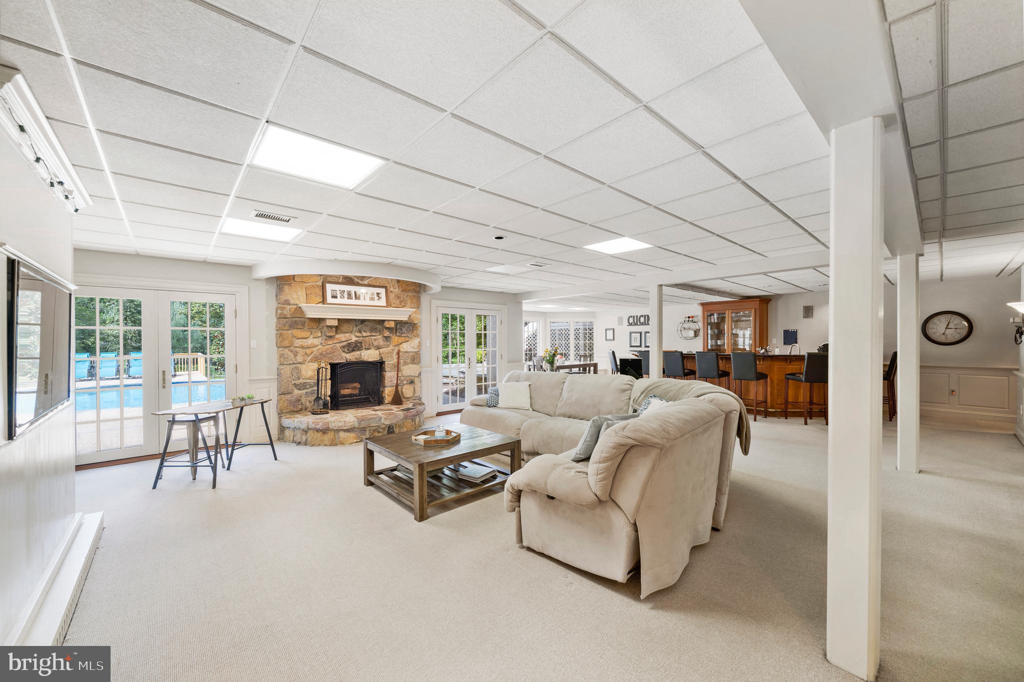 RADNOR HUNT - Residential
