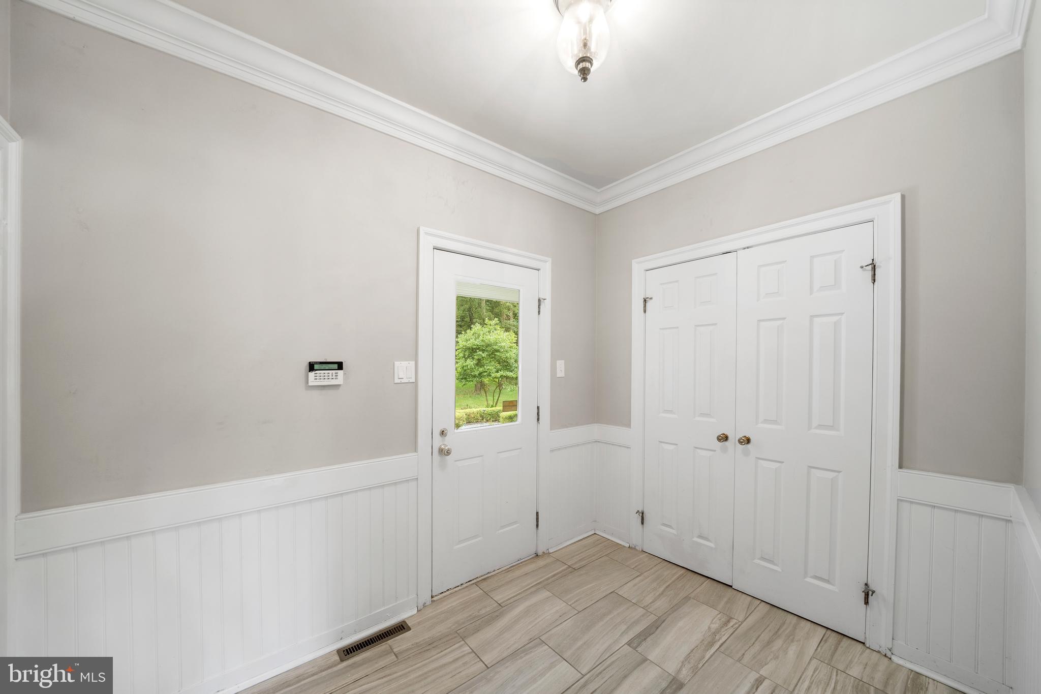 RADNOR HUNT - Residential