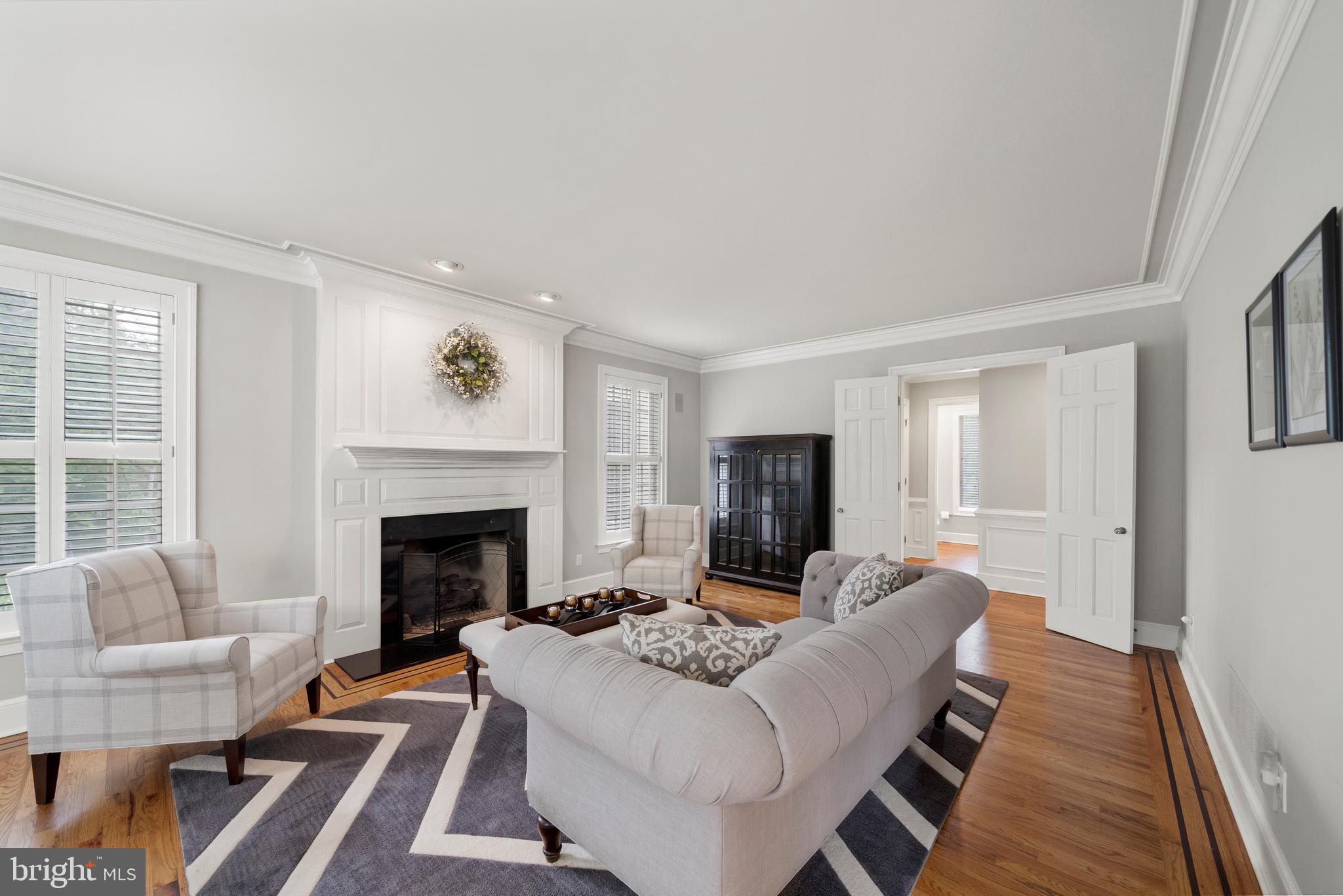 RADNOR HUNT - Residential