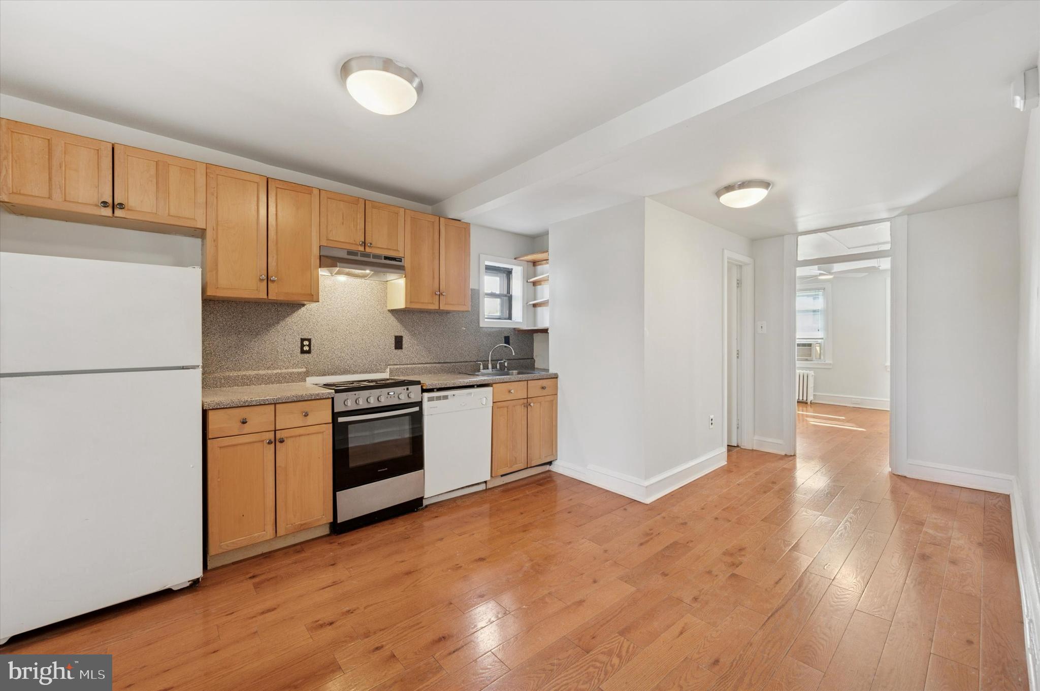 SOCIETY HILL - Residential Lease